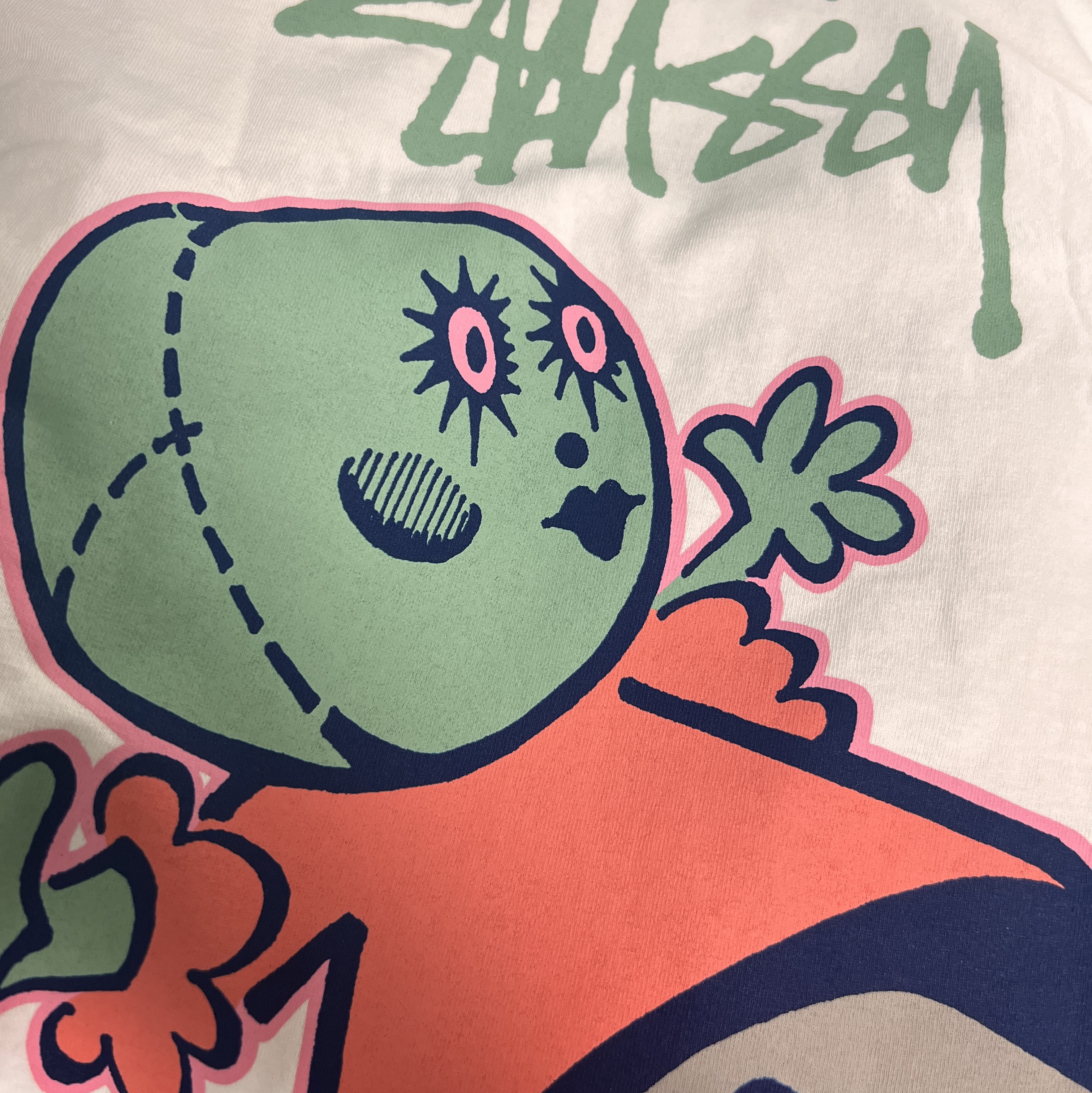 Stussy Dollie Pigment Dyed T-Shirt Natural 착용 스타일
