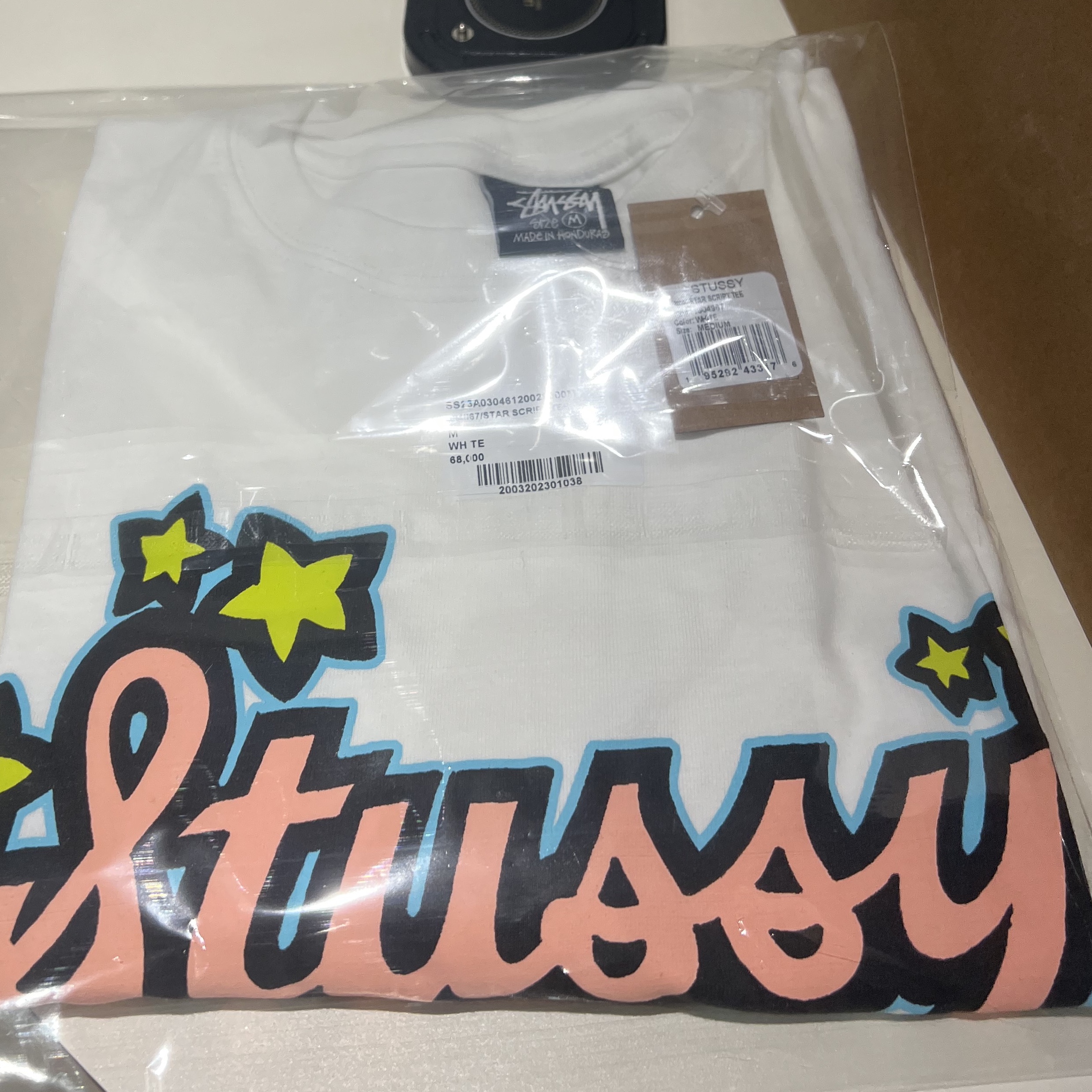 Stussy Star Script T-Shirt White 착용 스타일