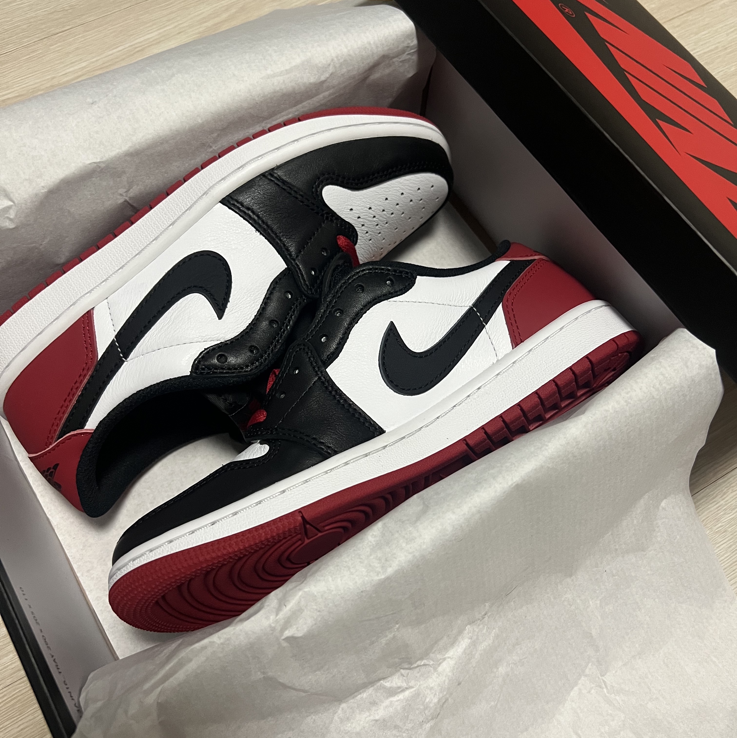 Jordan 1 Retro Low OG Black Toe 착용 스타일