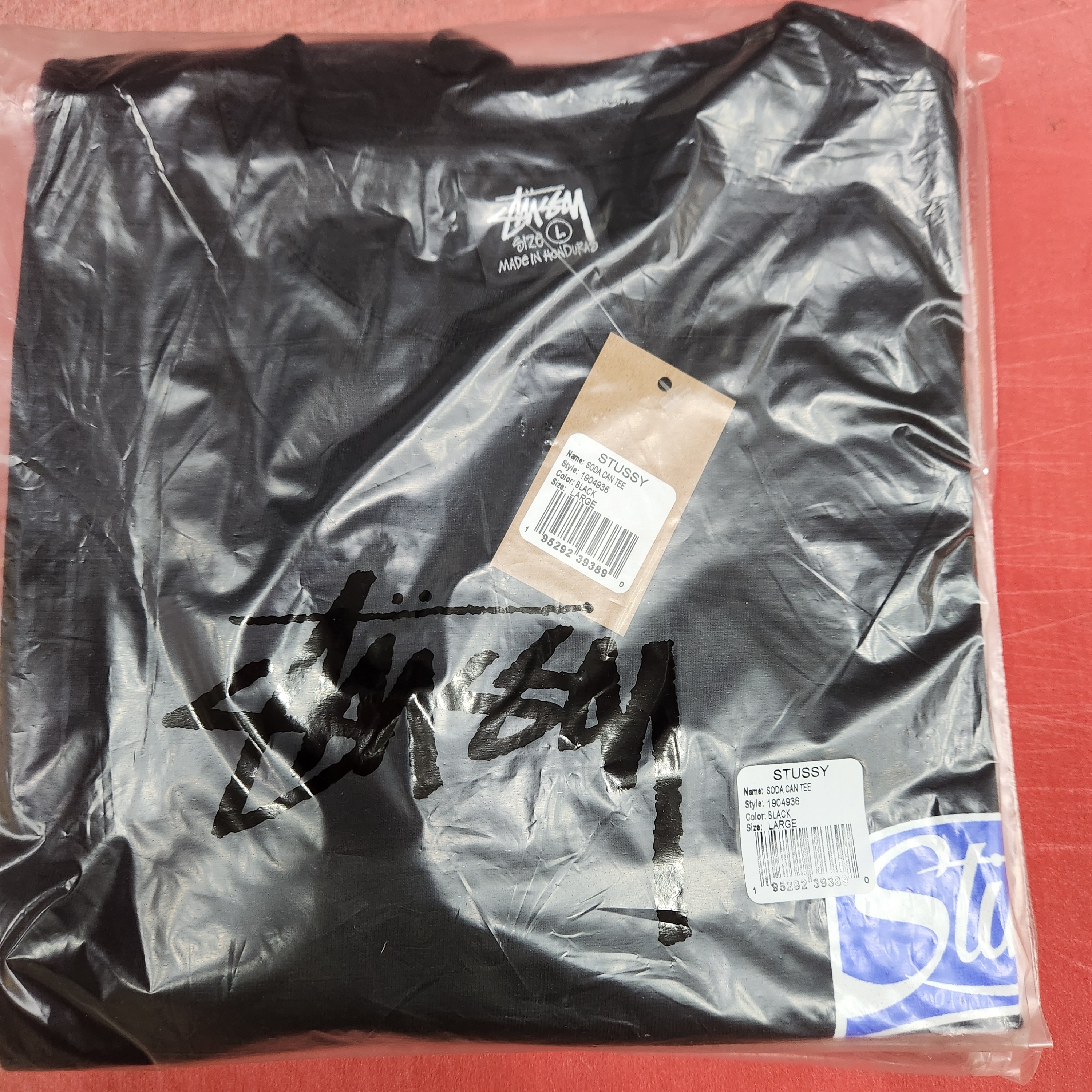 Stussy Soda Can T-Shirt Black, Stussy Skate Tough T-Shirt Navy 착용 스타일 - 1