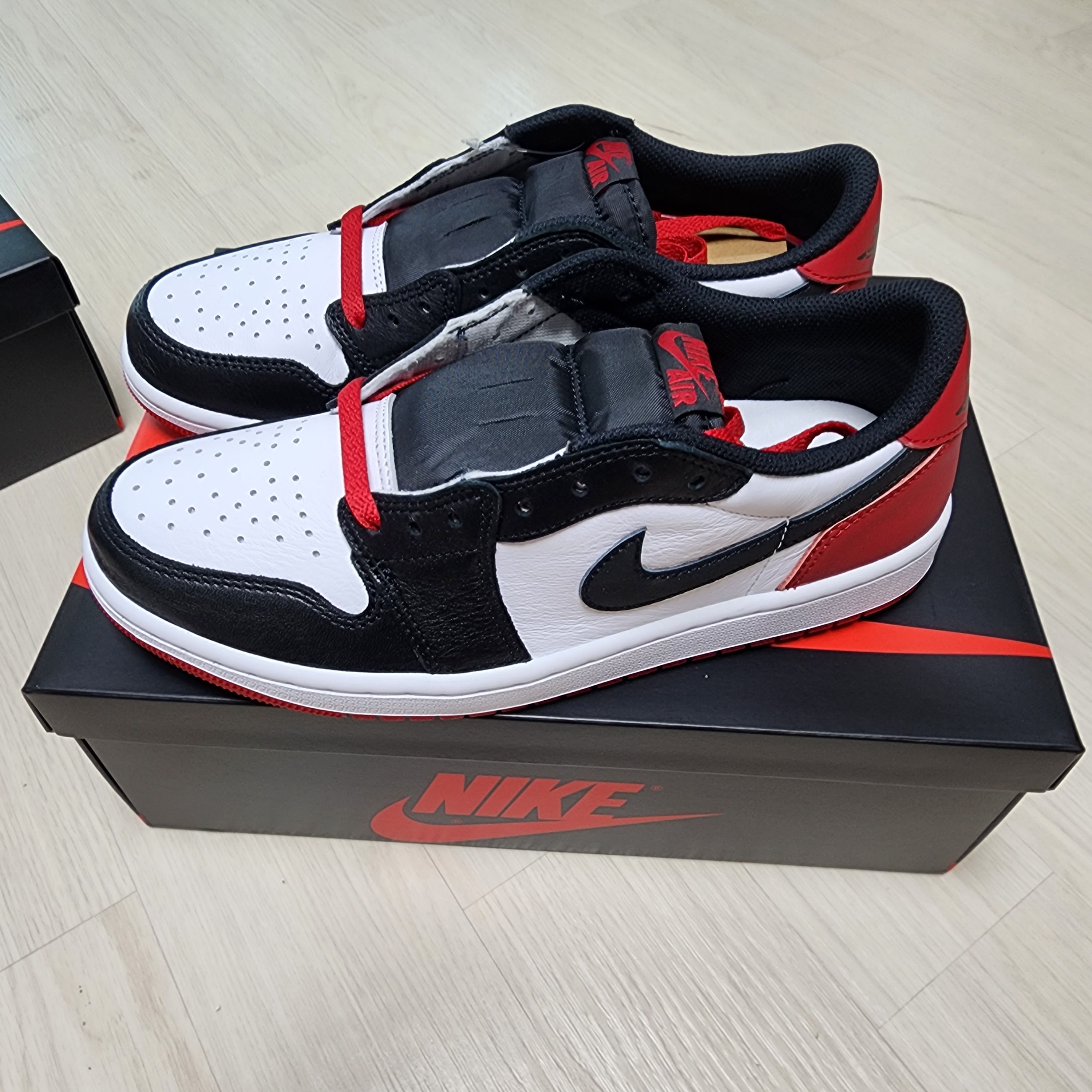 Jordan 1 Retro Low OG Black Toe 착용 스타일
