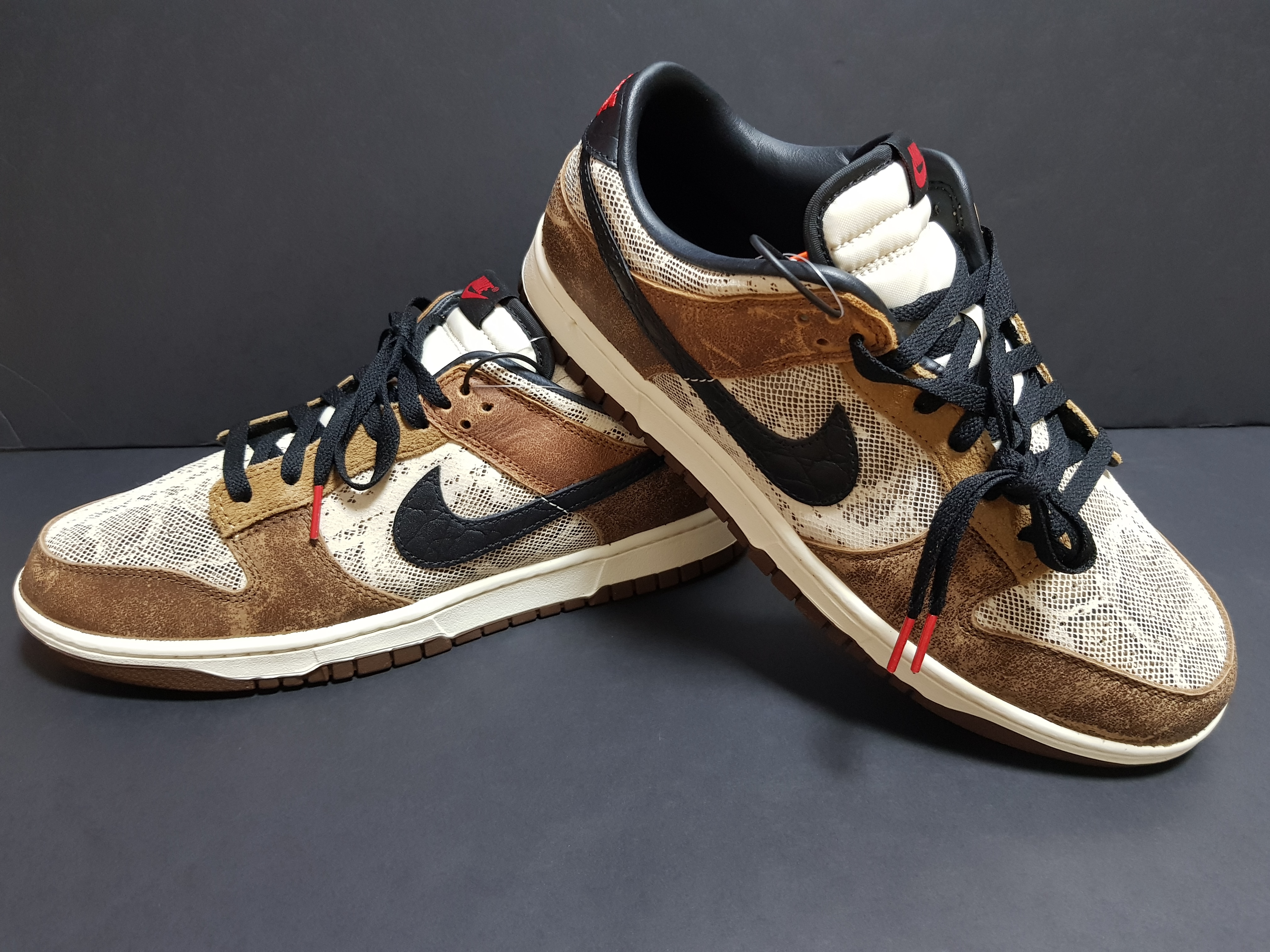 Nike Dunk Low PRM Head to Head 착용 스타일 - 1