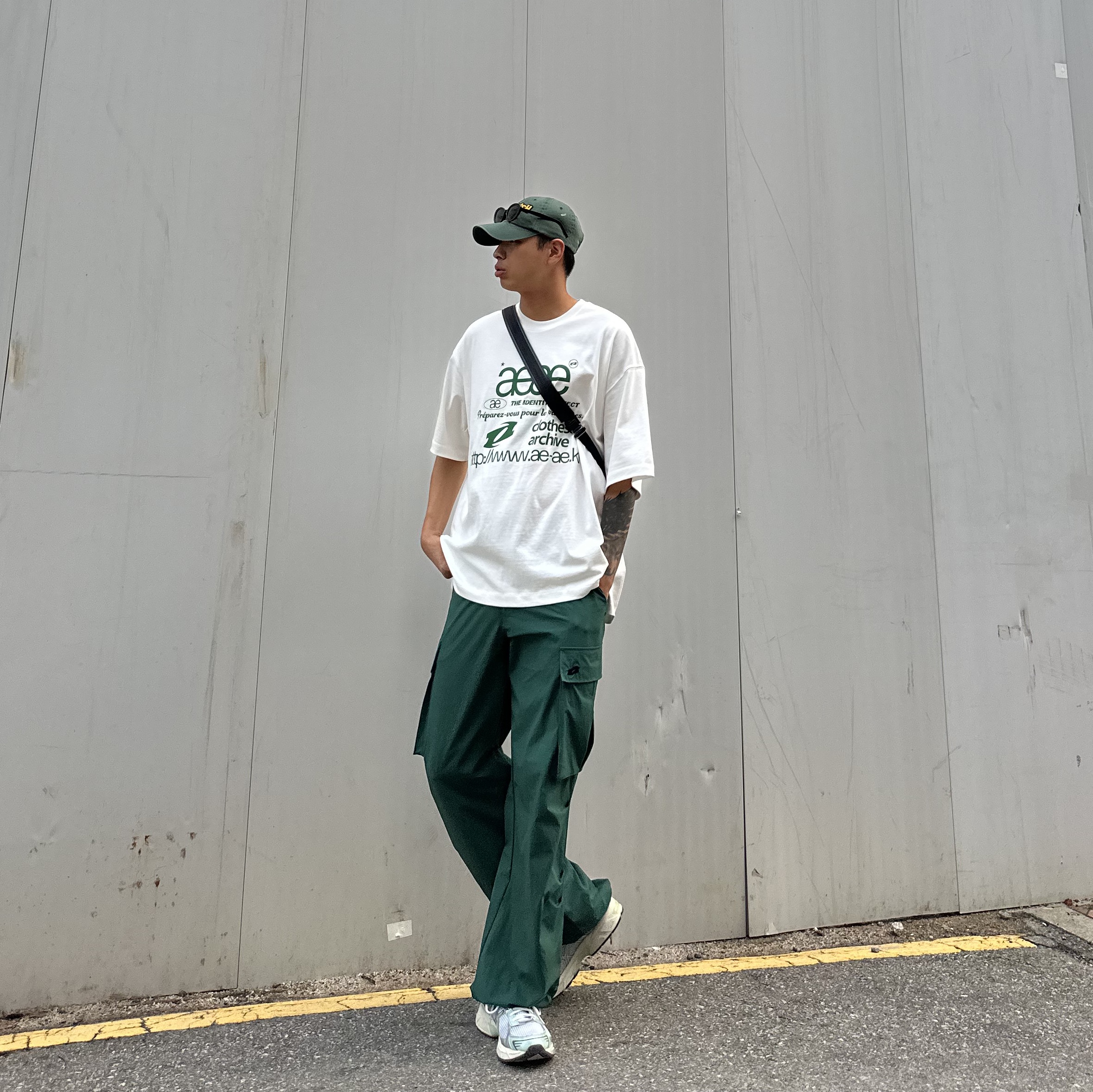 Asics x Naked Gel-1130 White Pure Silver, Wooyoungmi Square Mini Bag Black 착용 스타일 - 1