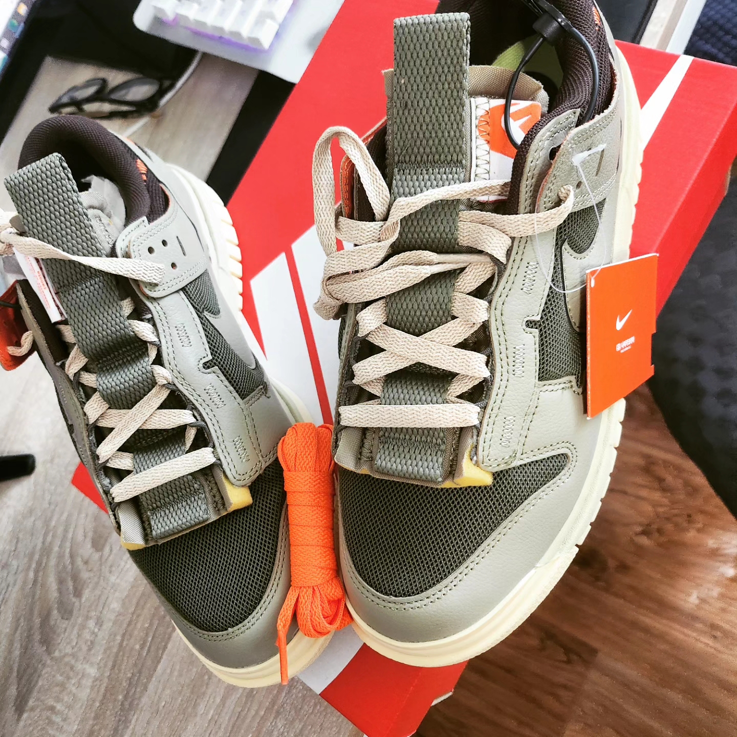 Nike Air Dunk Jumbo Medium Olive 착용 스타일 - 1