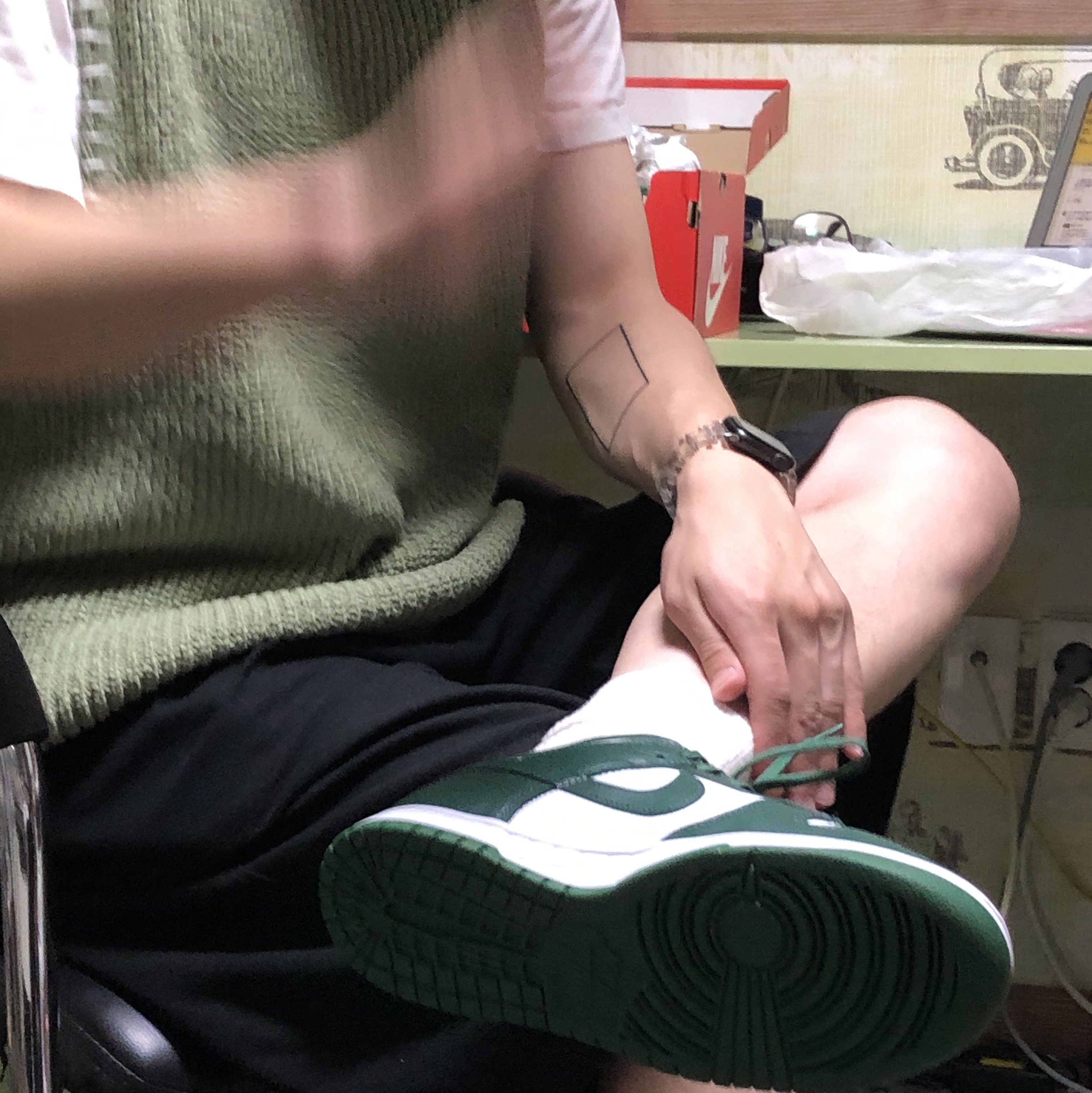 Nike Dunk Low Retro Varsity Green 착용 스타일 - 1