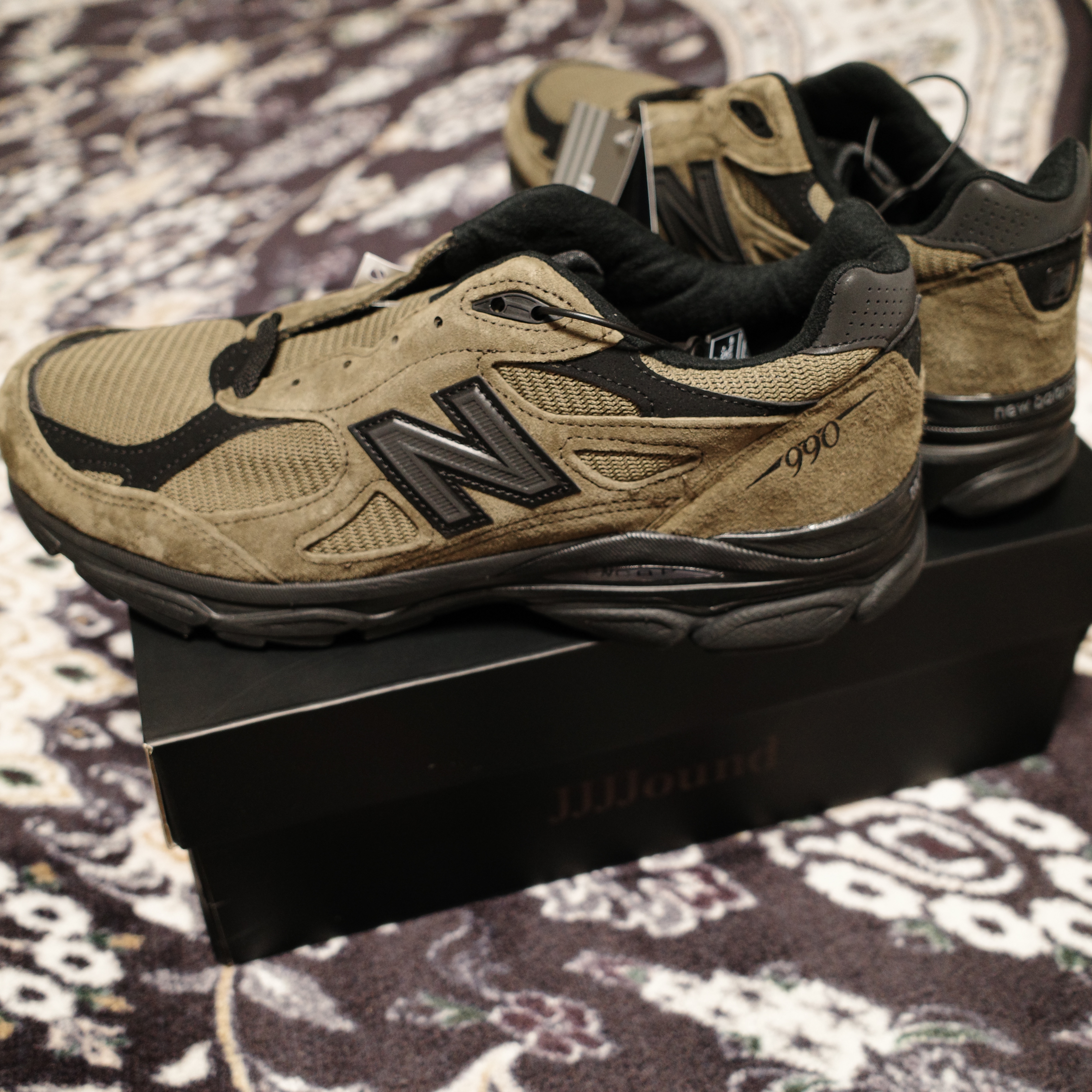 New Balance x JJJJound 990v3 Brown Black 착용 스타일