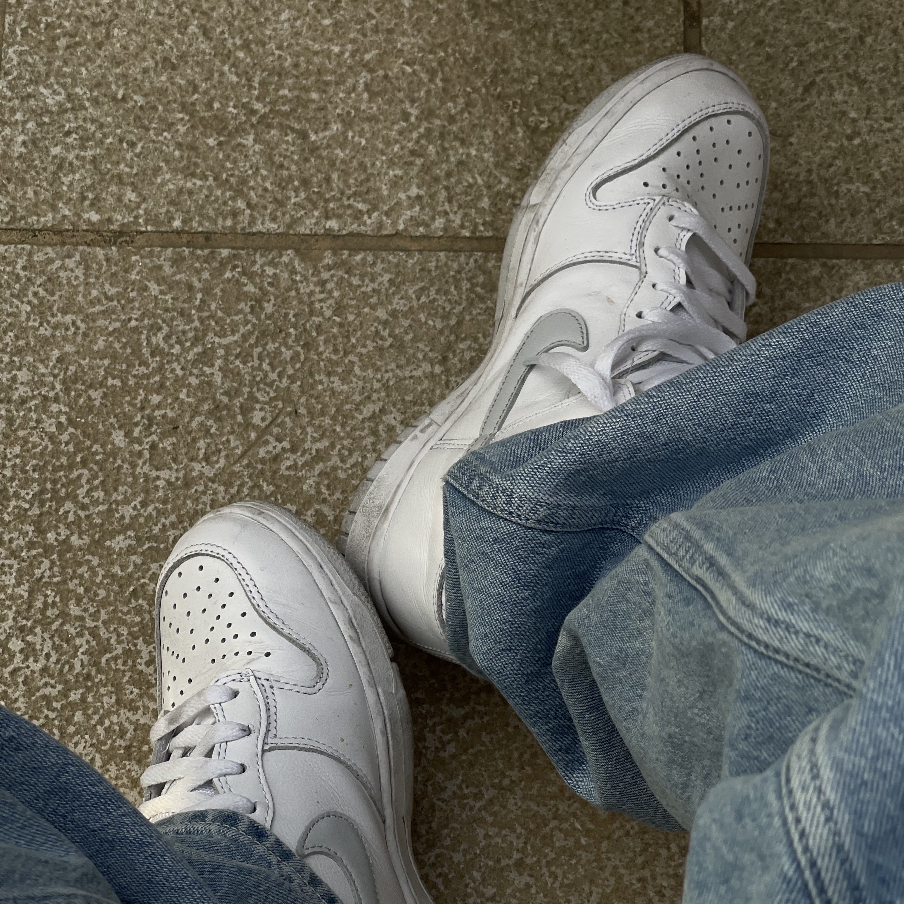 Nike Dunk High SP Pure Platinum 착용 스타일 - 1