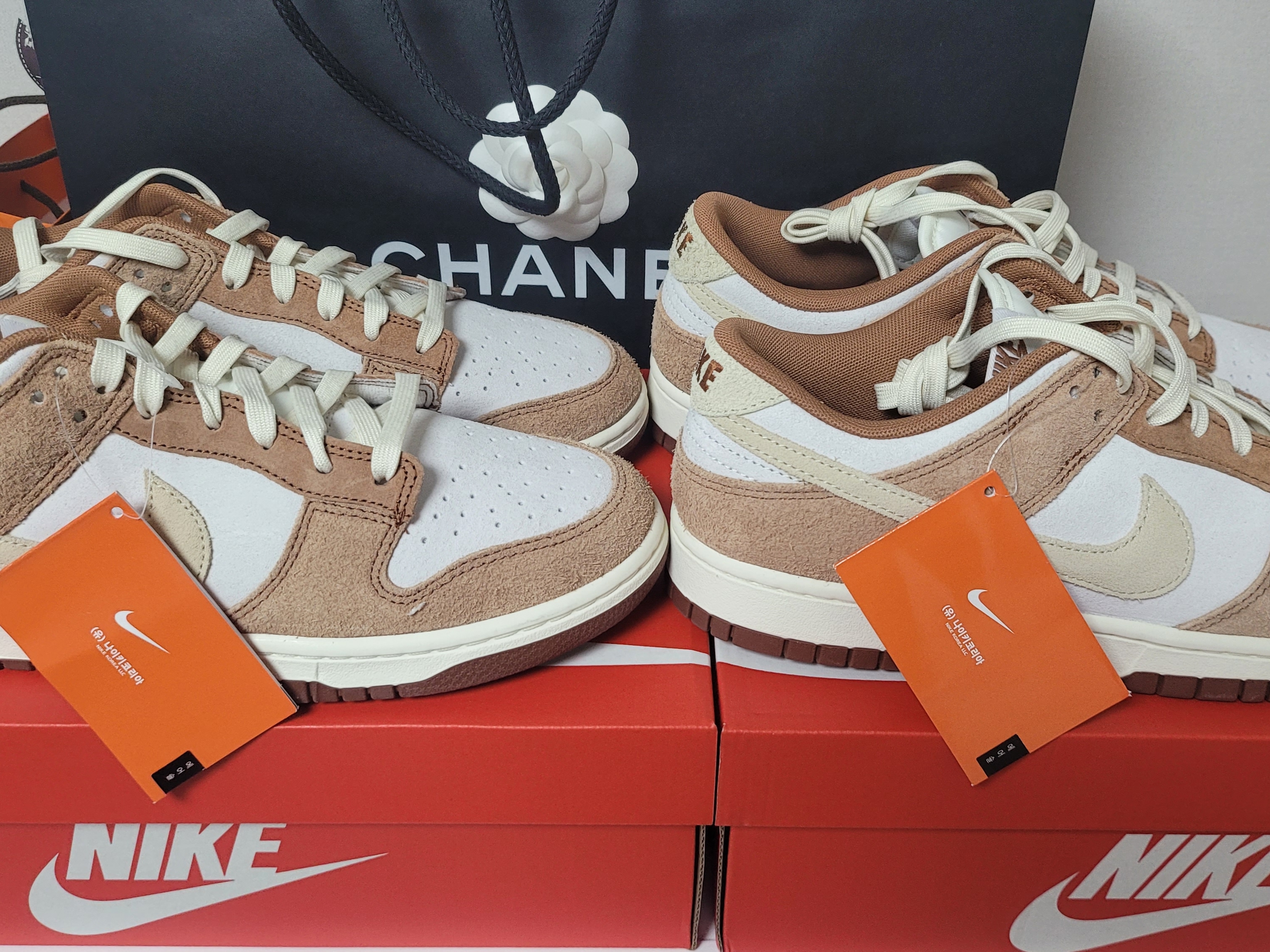 Nike Dunk Low Pro Premium Medium Curry 착용 스타일 - 2
