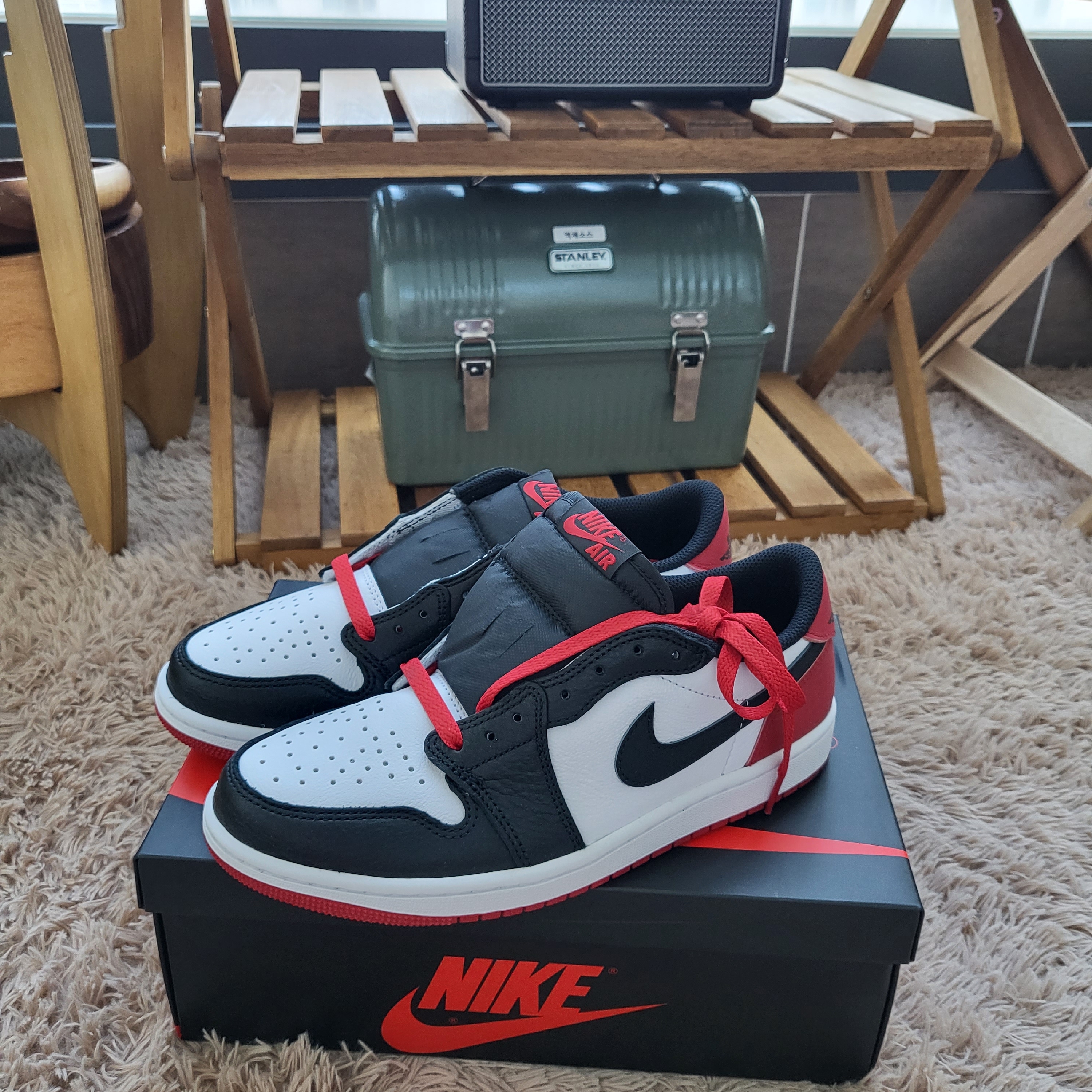 Jordan 1 Retro Low OG Black Toe 착용 스타일 - 2