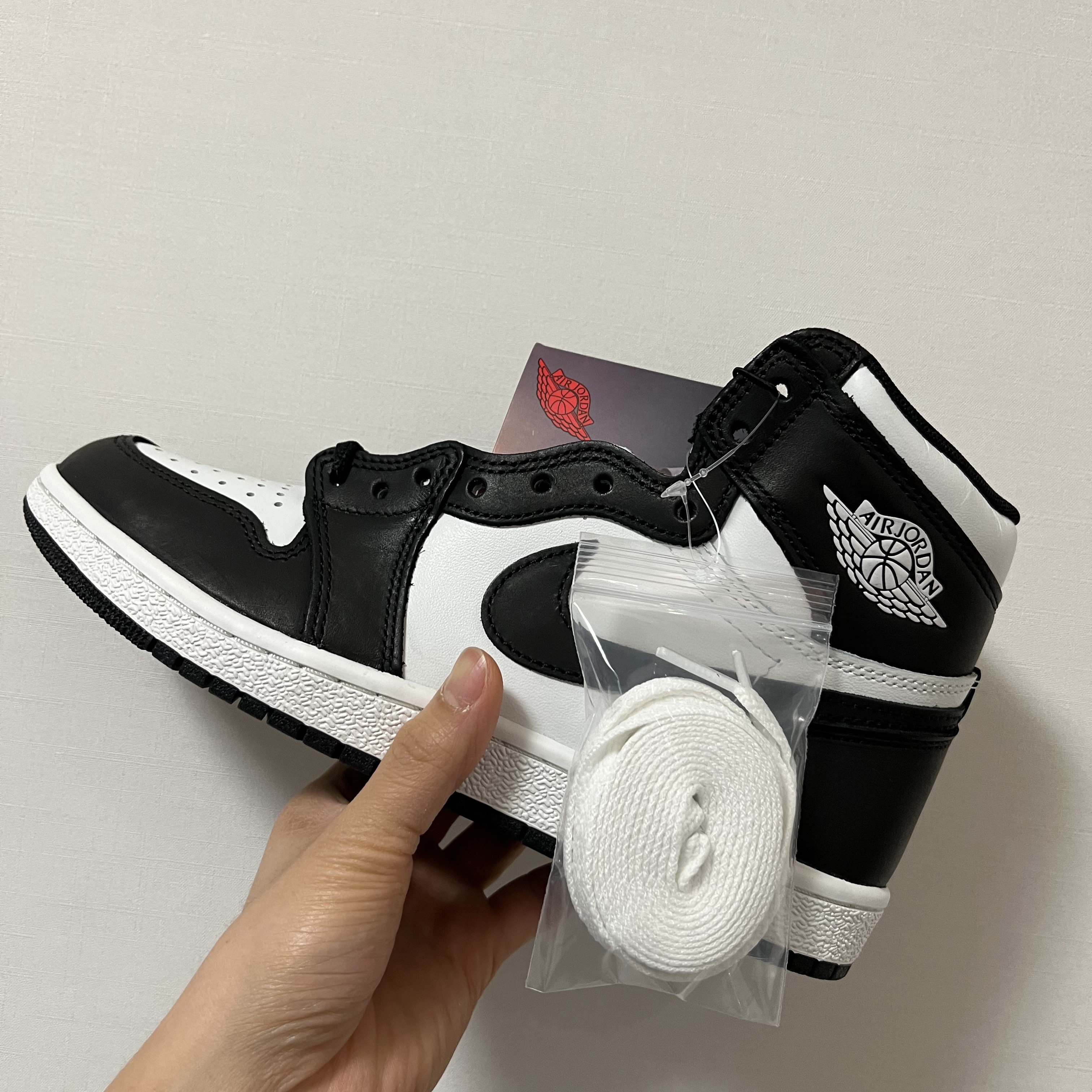 Jordan 1 High 85 Black White 착용 스타일