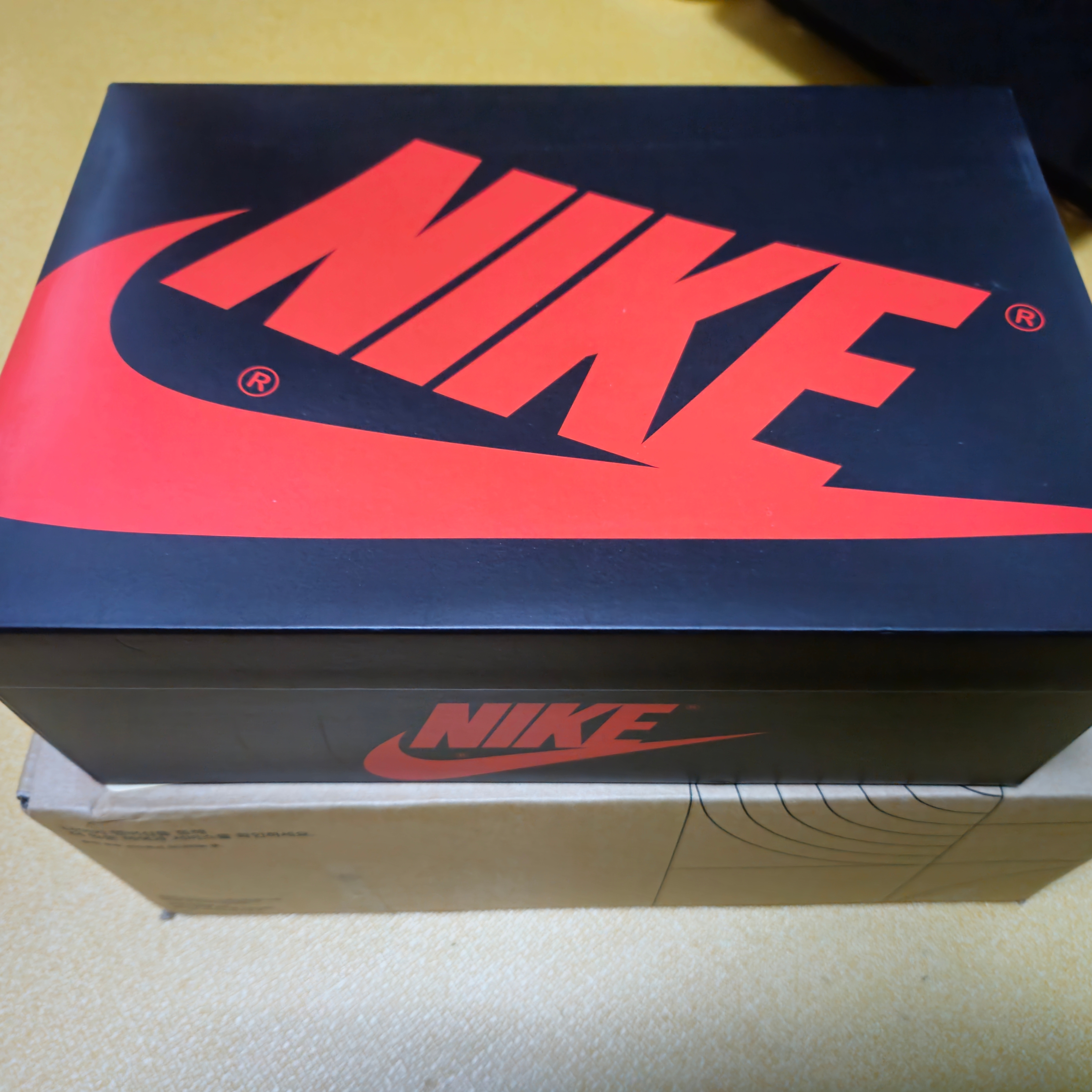 Jordan 1 Retro Low OG Black Toe, Jordan 1 Low White Gym Red Black 착용 스타일 - 1