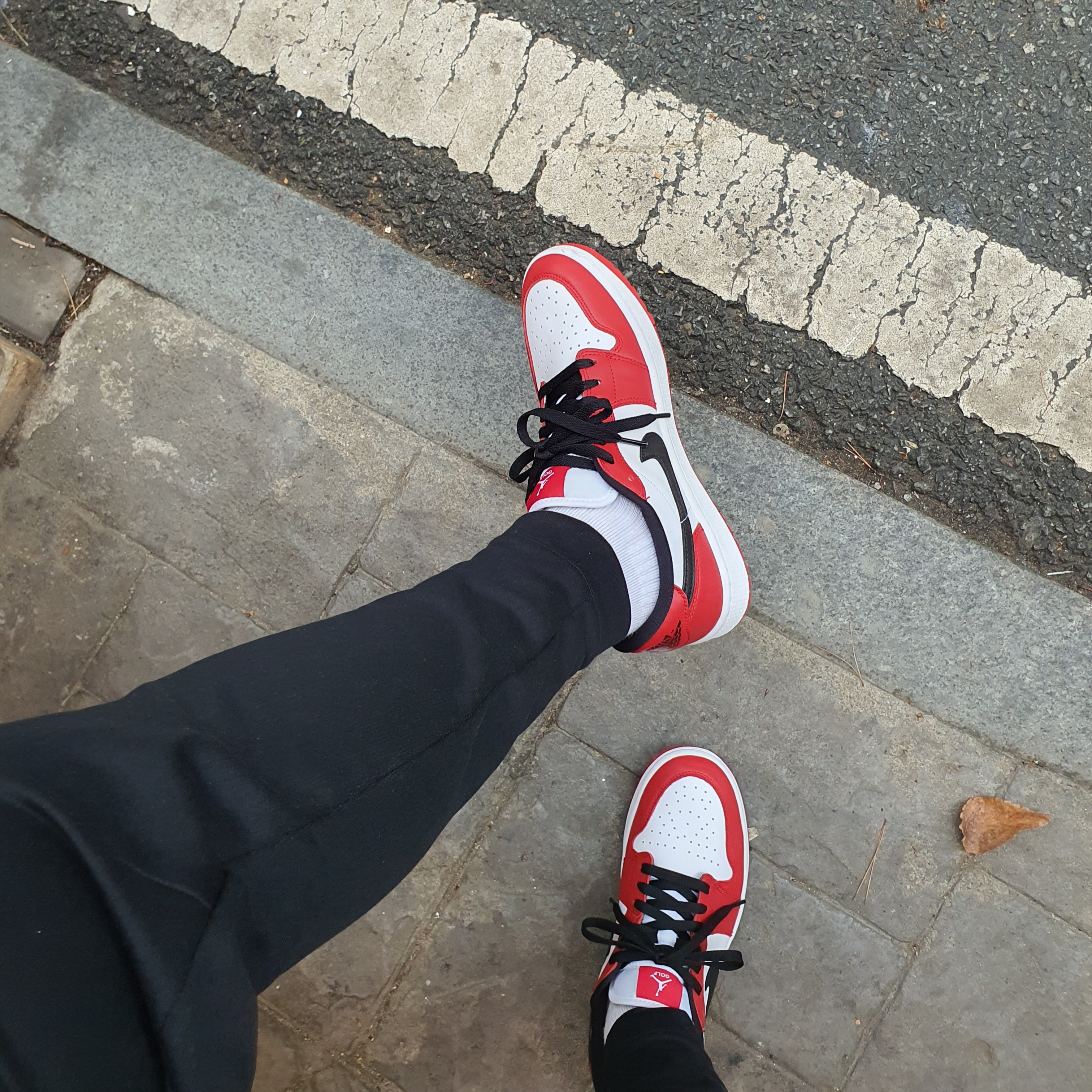 Jordan 1 Low Golf Chicago 착용 스타일