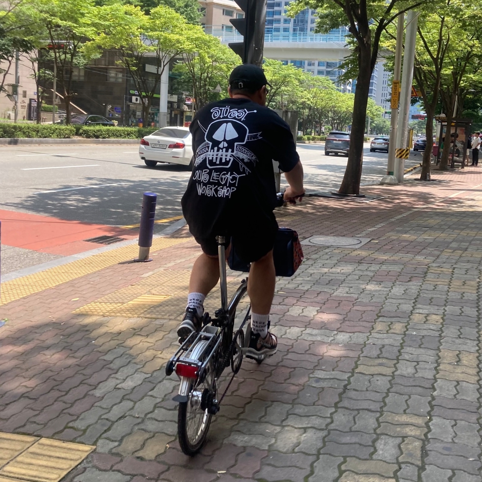 Stussy x Our Legacy Work Shop Surf Skull Pigment Dyed T-Shirt Black, Salomon XT-4 Tobacco Brown 착용 스타일