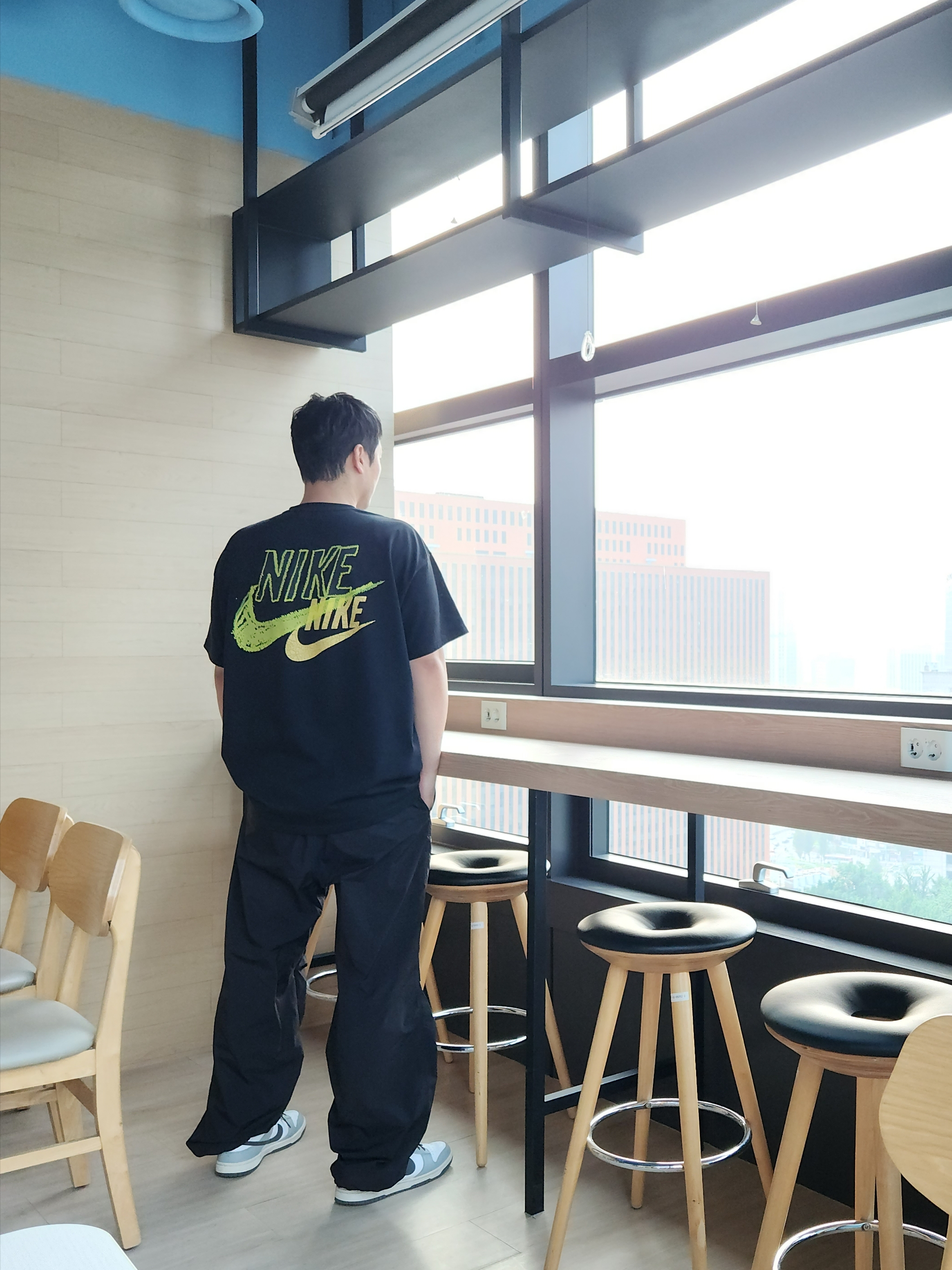 Nike M NRG Dunk '85 T-Shirt Black - US/EU, (W) Nike Dunk Low Light Smoke Grey 착용 스타일 - 1