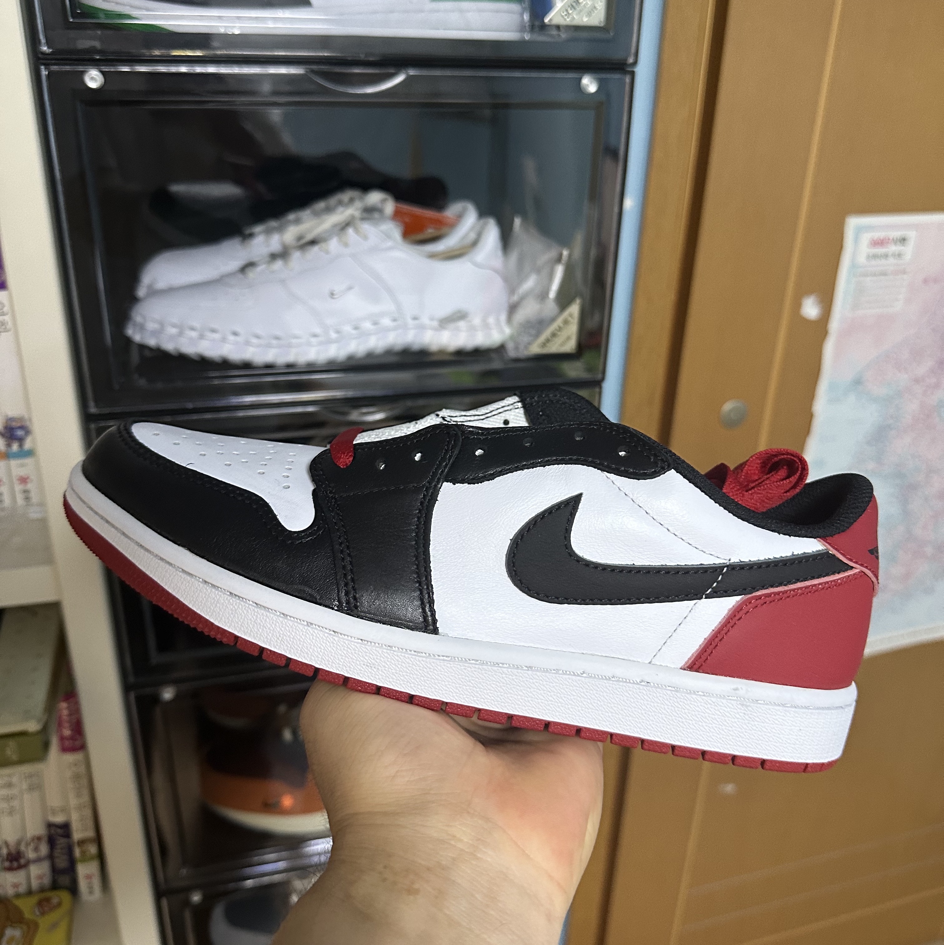 Jordan 1 Retro Low OG Black Toe 착용 스타일 - 1