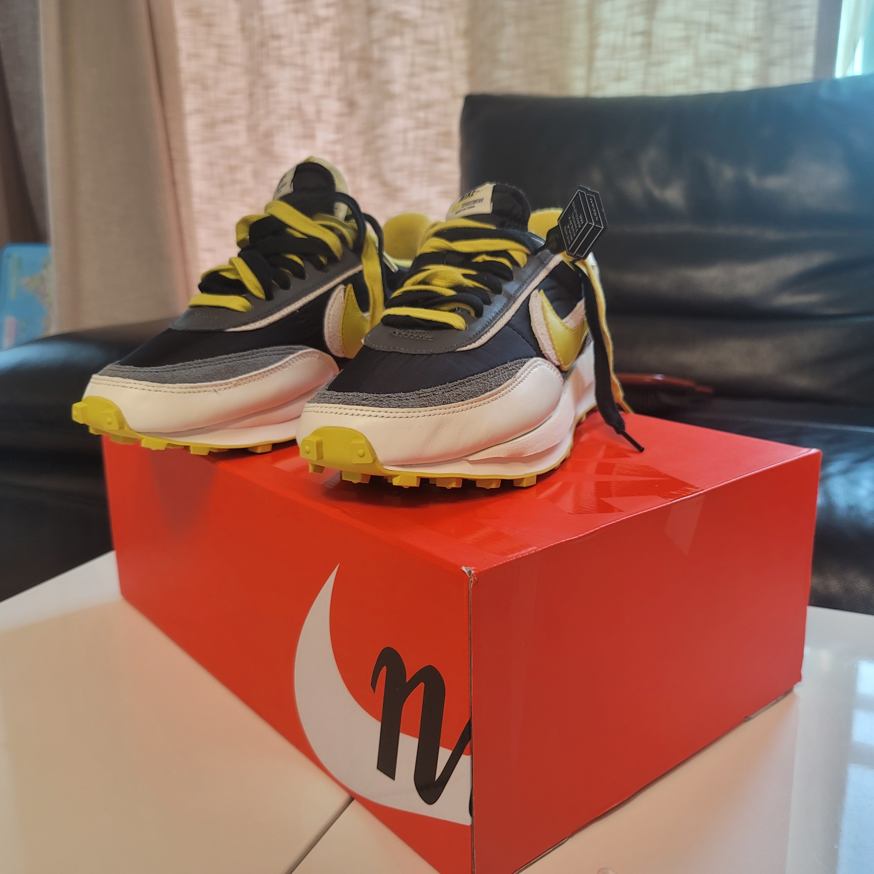 Nike x Sacai x Undercover LDWaffle Black Bright Citron 착용 스타일 - 3