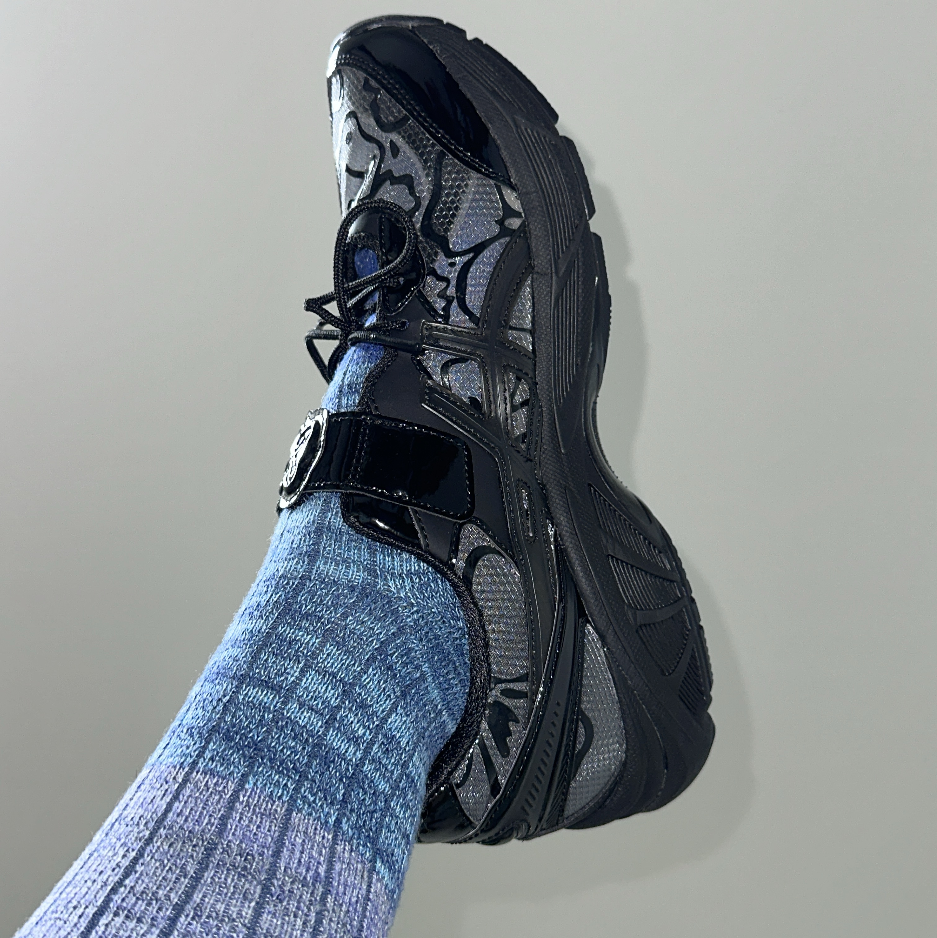 Asics x Cecilie Bahnsen GT-2160 Black 착용 스타일 - 1