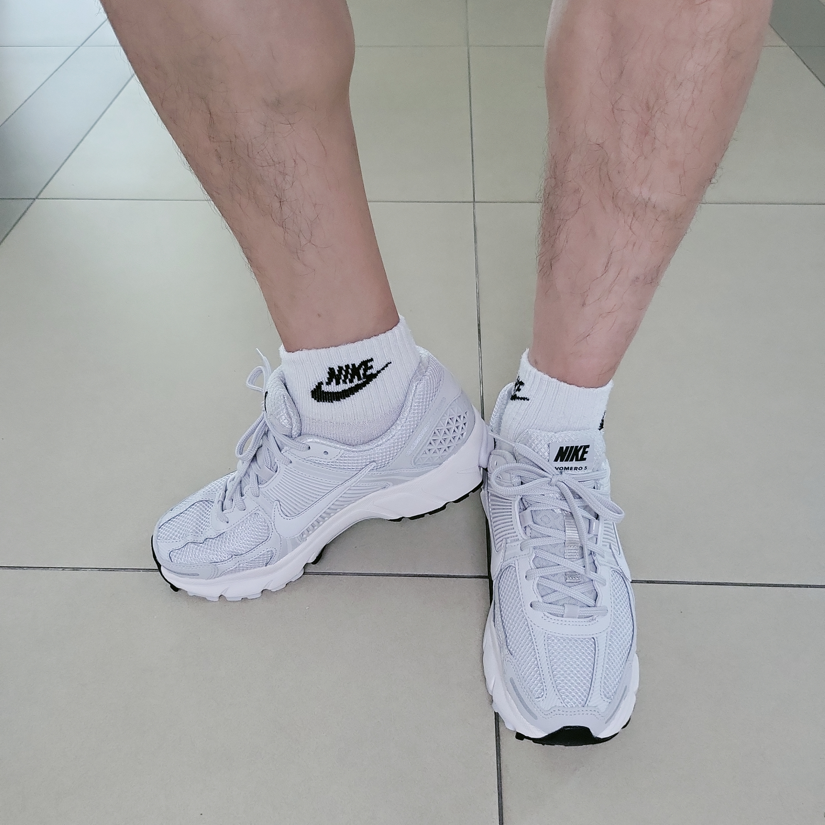 Nike Zoom Vomero 5 SP Vast Grey 2023 착용 스타일 - 2