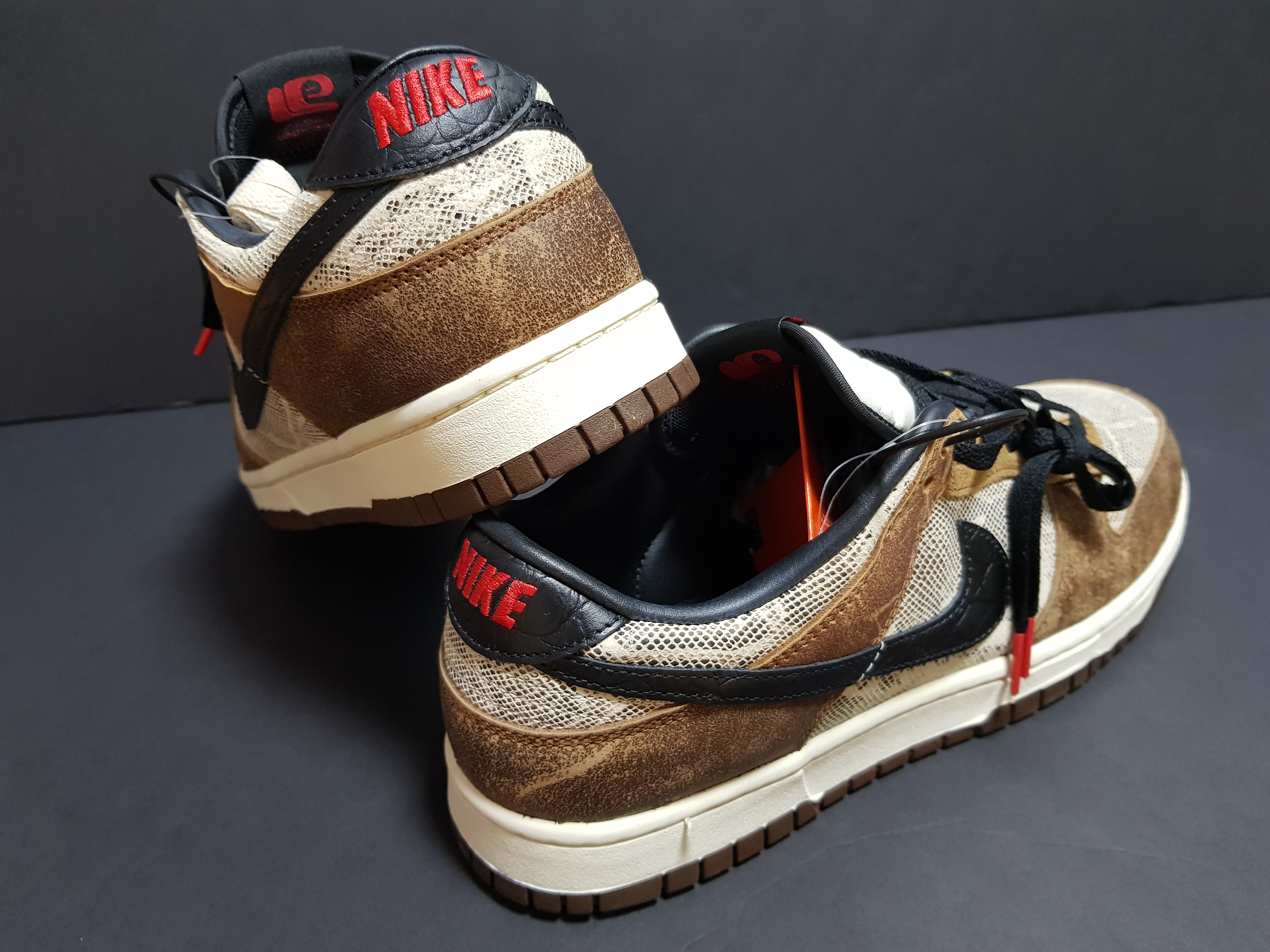 Nike Dunk Low PRM Head to Head 착용 스타일 - 2