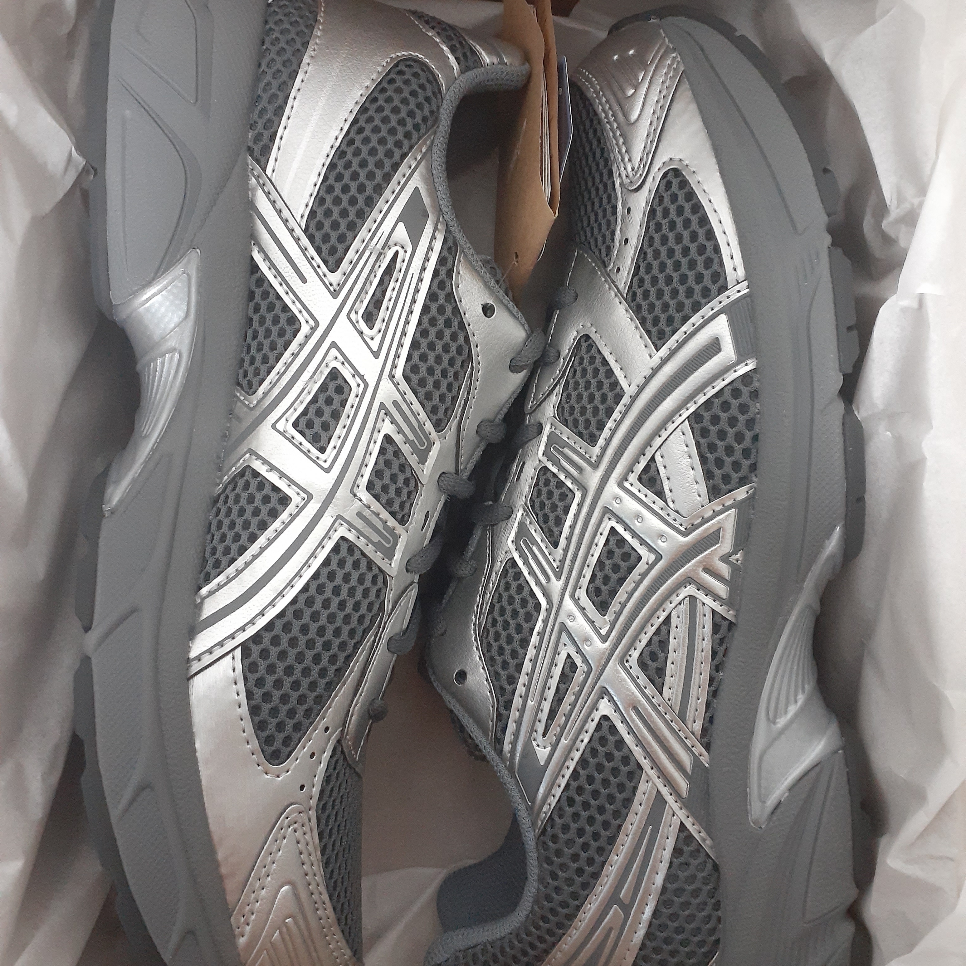Asics Gel-1130 Steel Grey Pure Silver 착용 스타일
