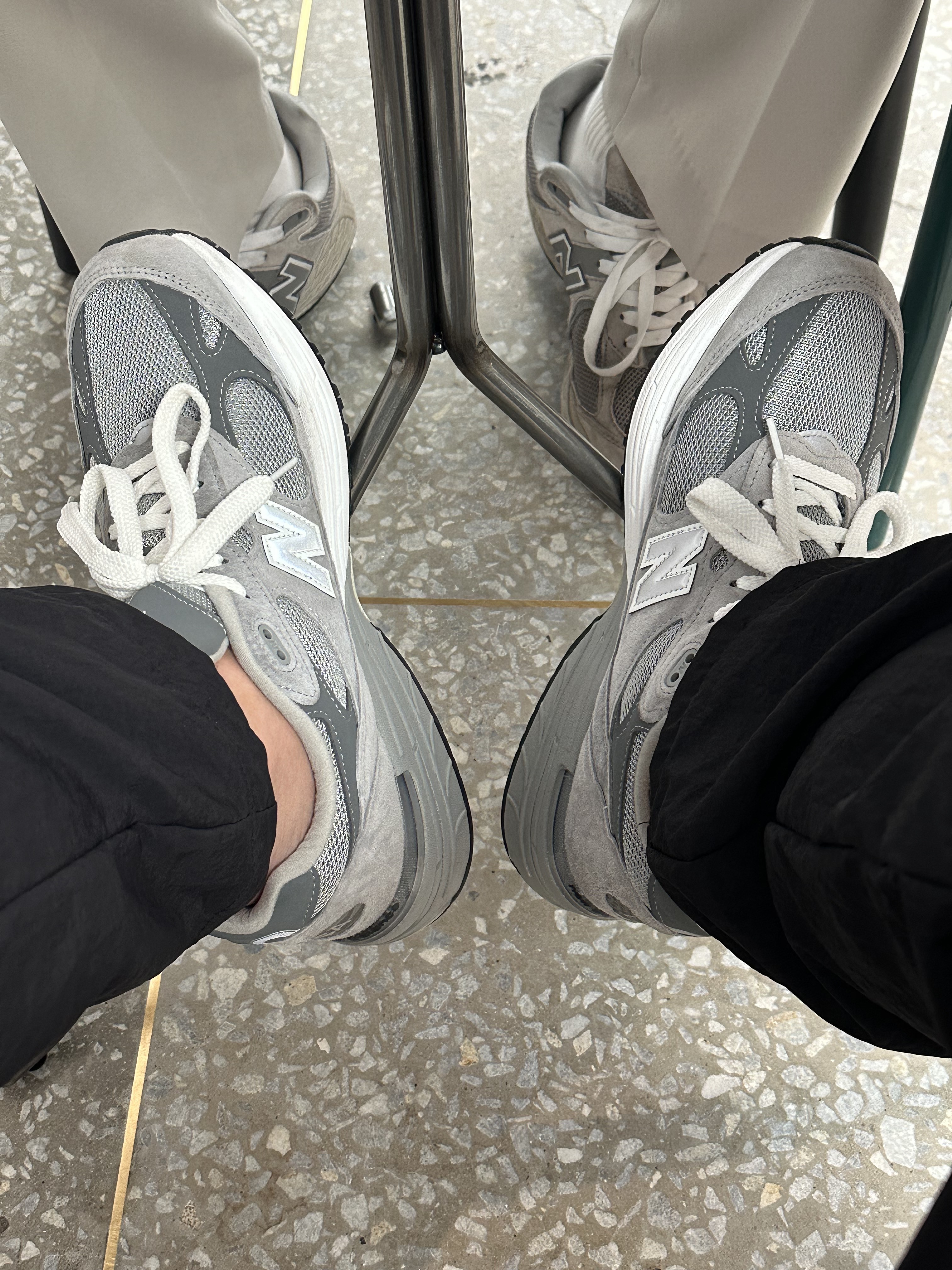 New Balance 993 Made in USA Grey - D Standard 착용 스타일