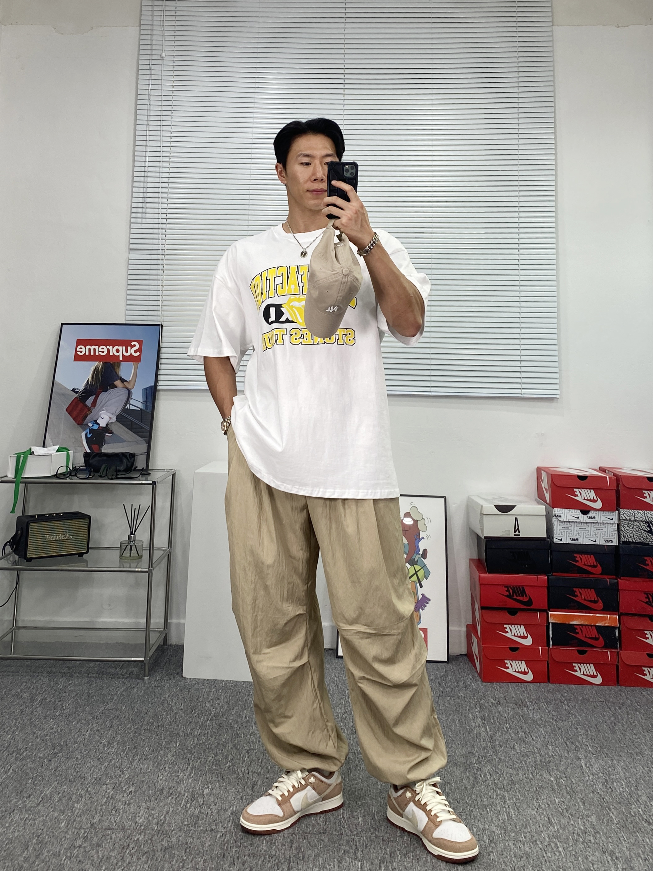 Nike Dunk Low Pro Premium Medium Curry 착용 스타일 - 1