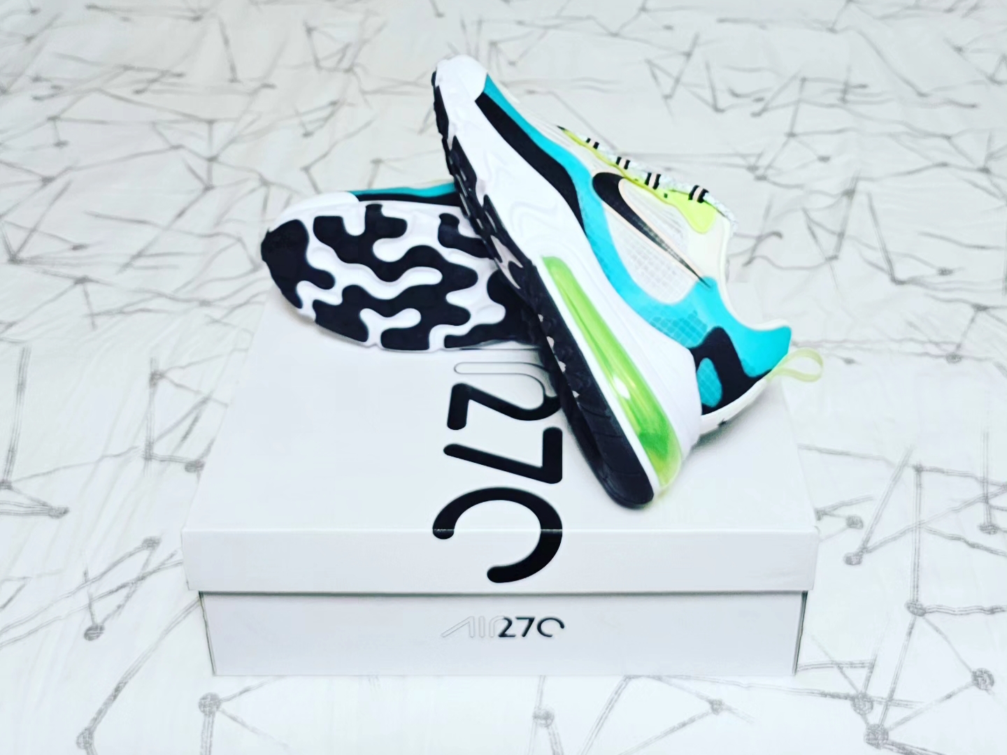 Nike Air Max 270 SE Oracle Aqua 착용 스타일 - 4