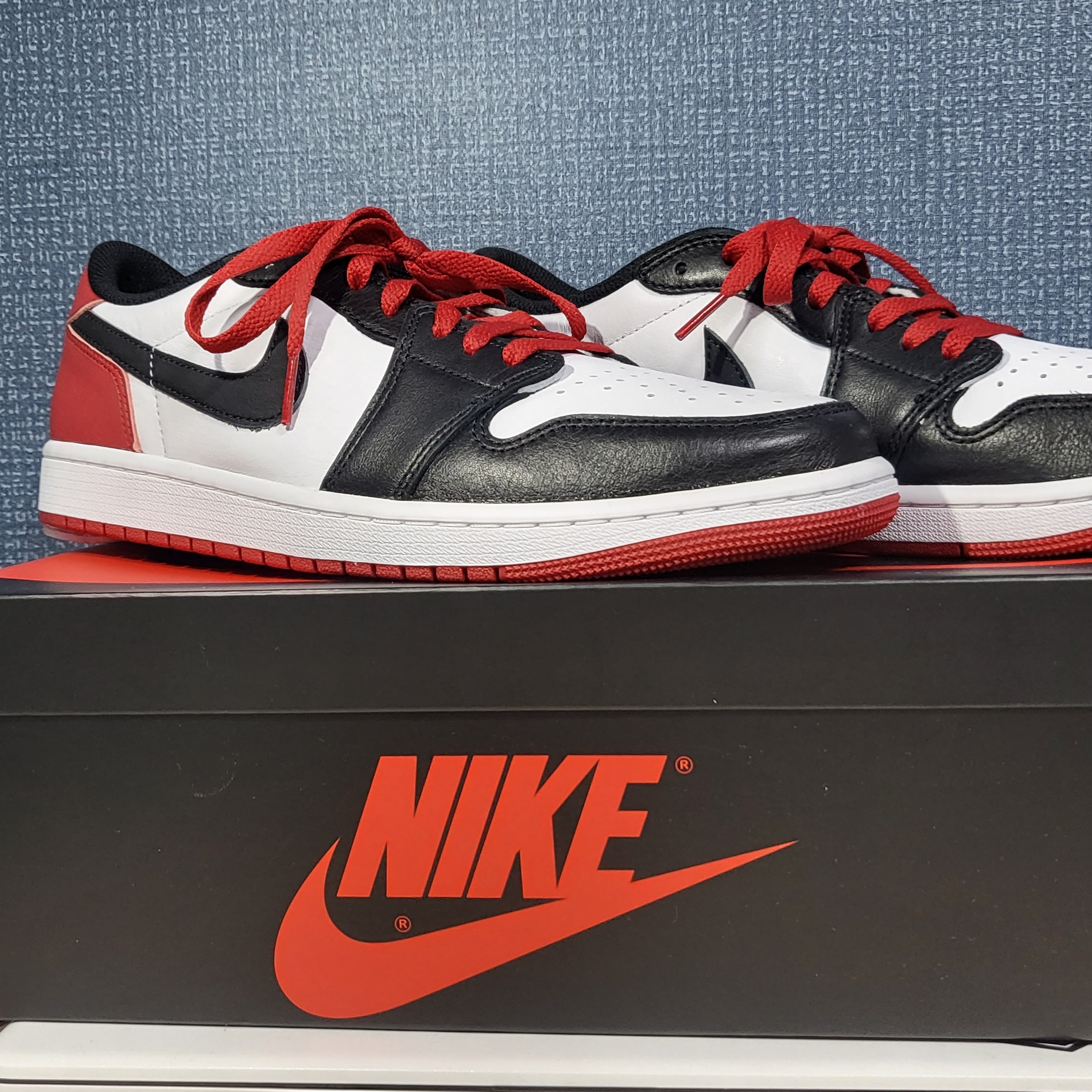 Jordan 1 Retro Low OG Black Toe 착용 스타일 - 1