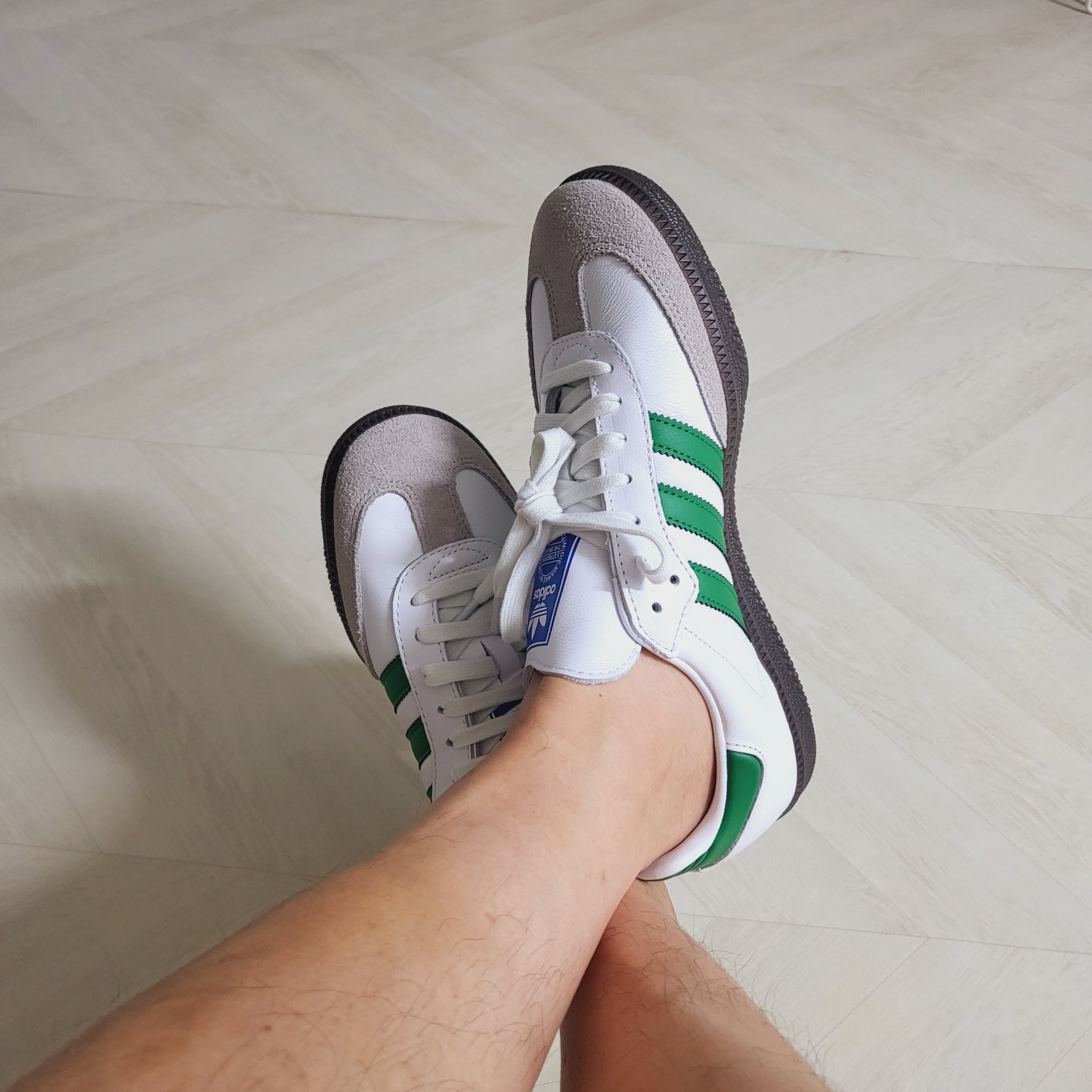 Adidas Samba OG White Green 착용 스타일 - 2