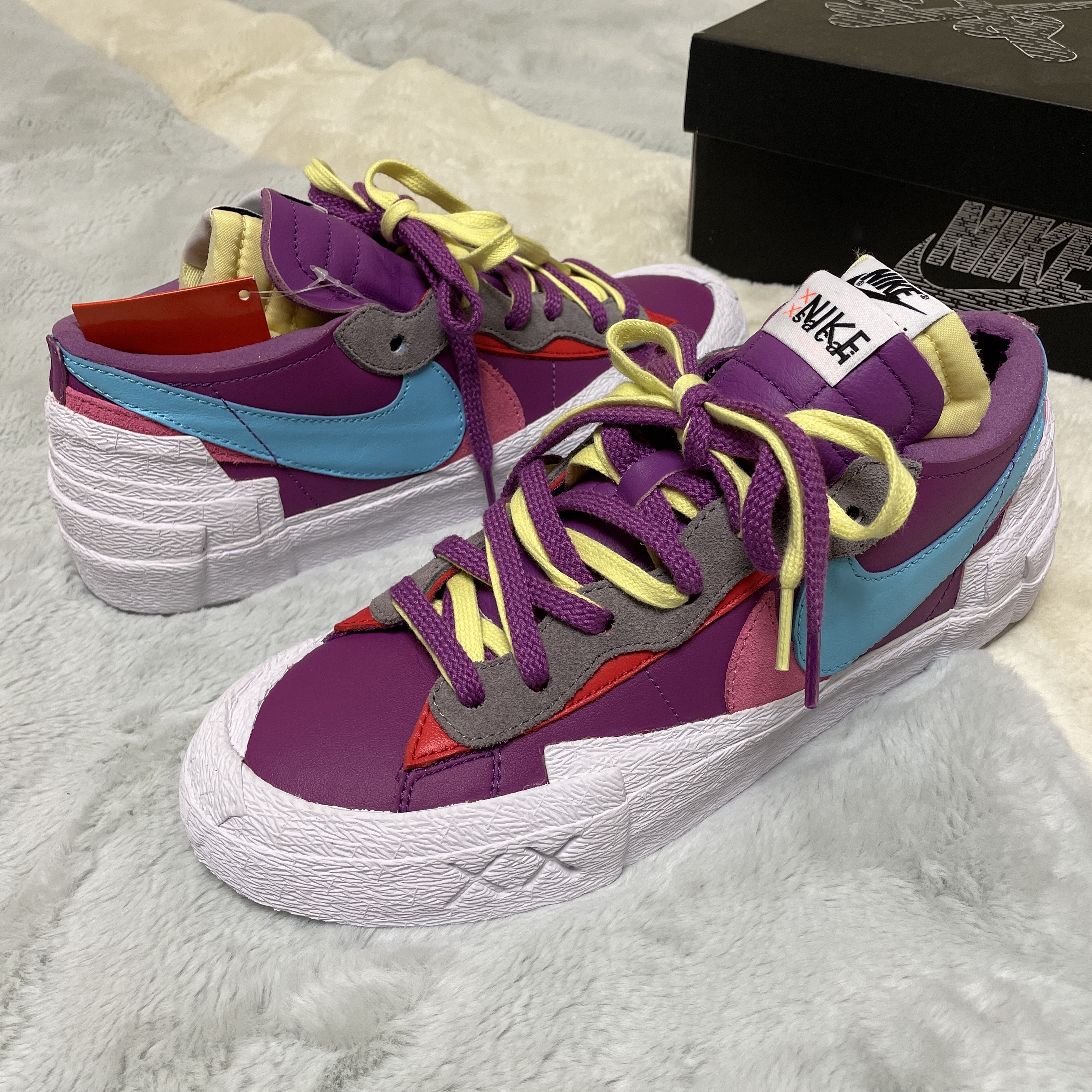 Nike x Sacai x Kaws Blazer Low Purple Dusk 착용 스타일