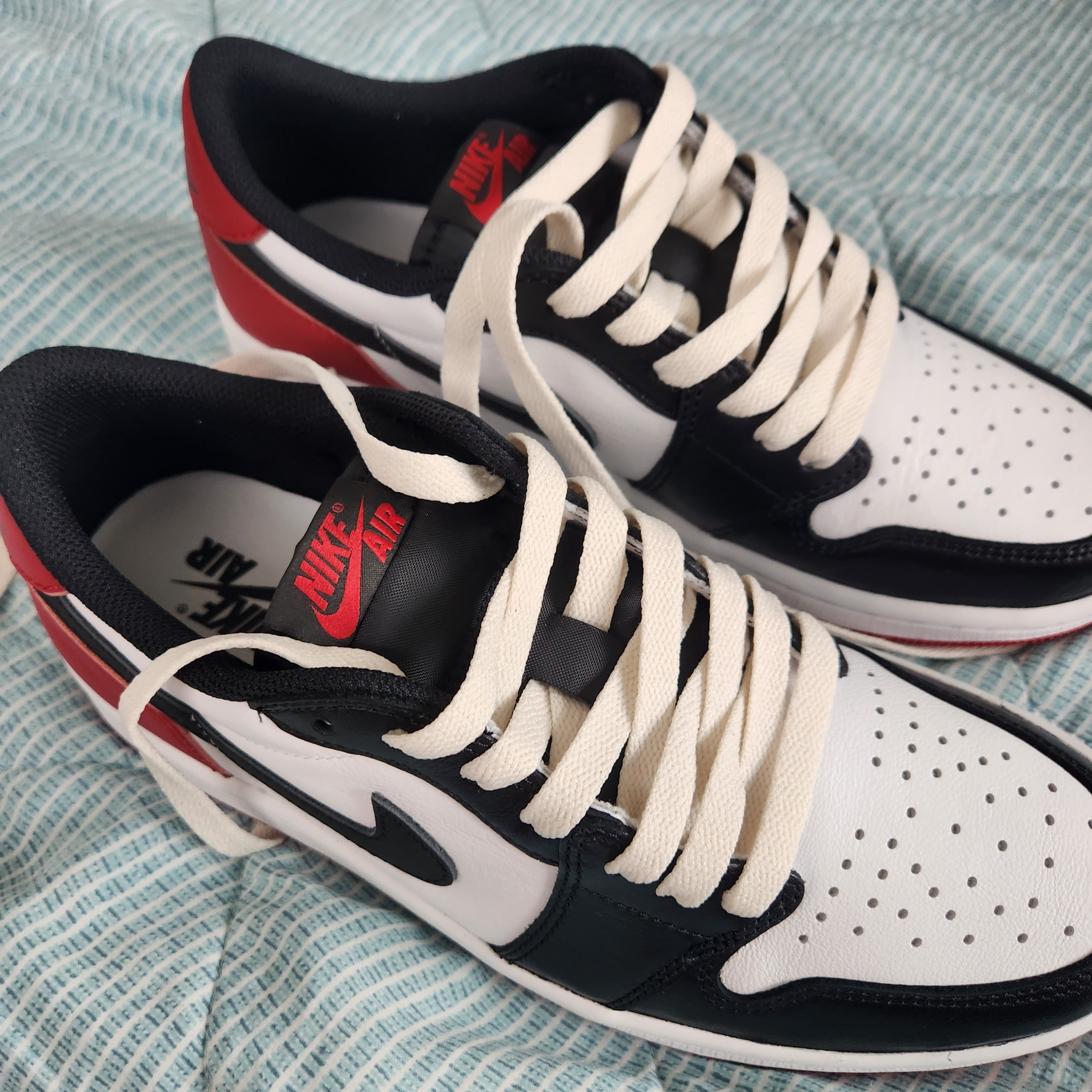 Jordan 1 Retro Low OG Black Toe 착용 스타일