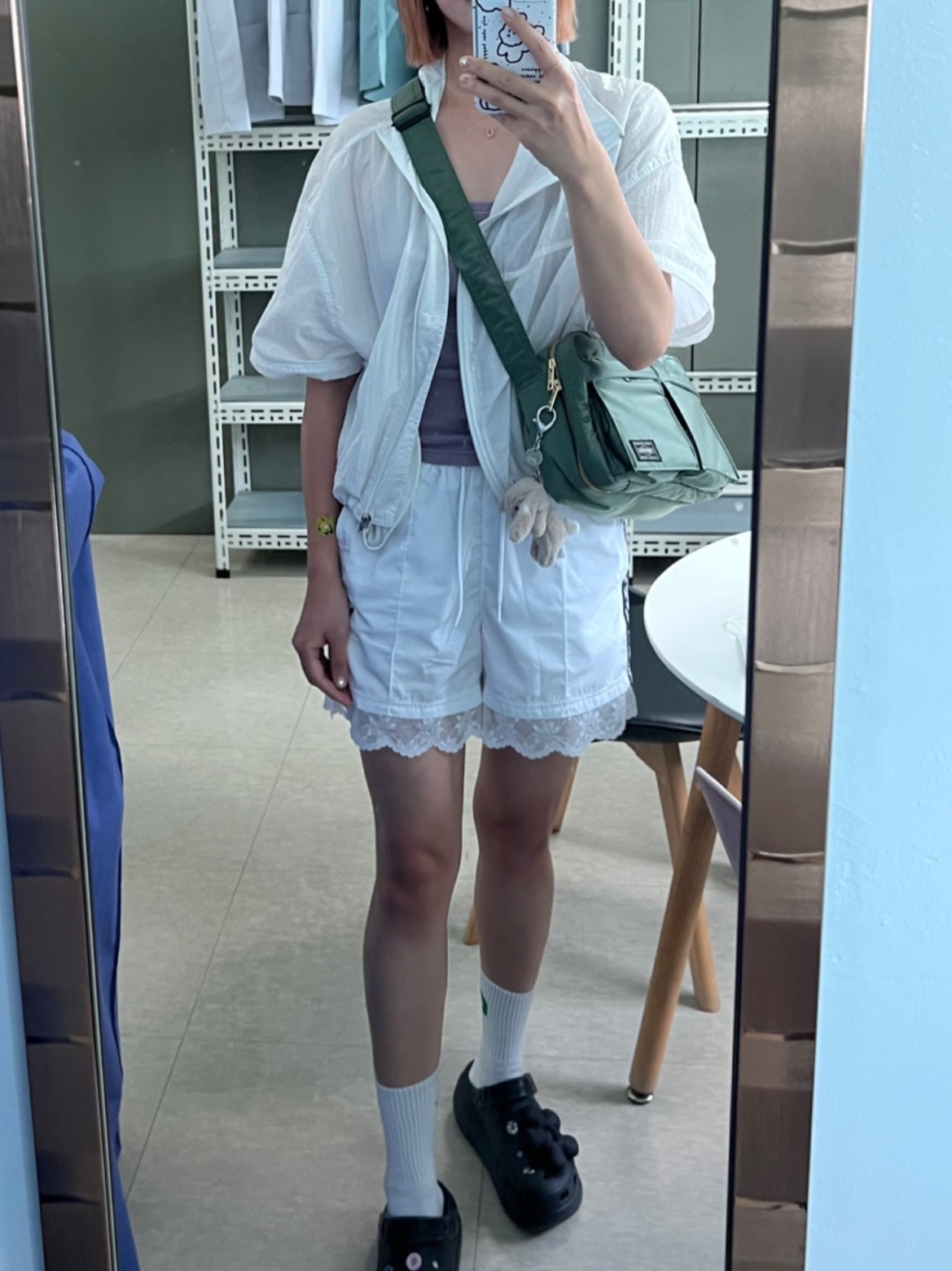 Porter Tanker Shoulder Bag S Sage Green, Crocs Classic Crush Clog Black 착용 스타일 - 1