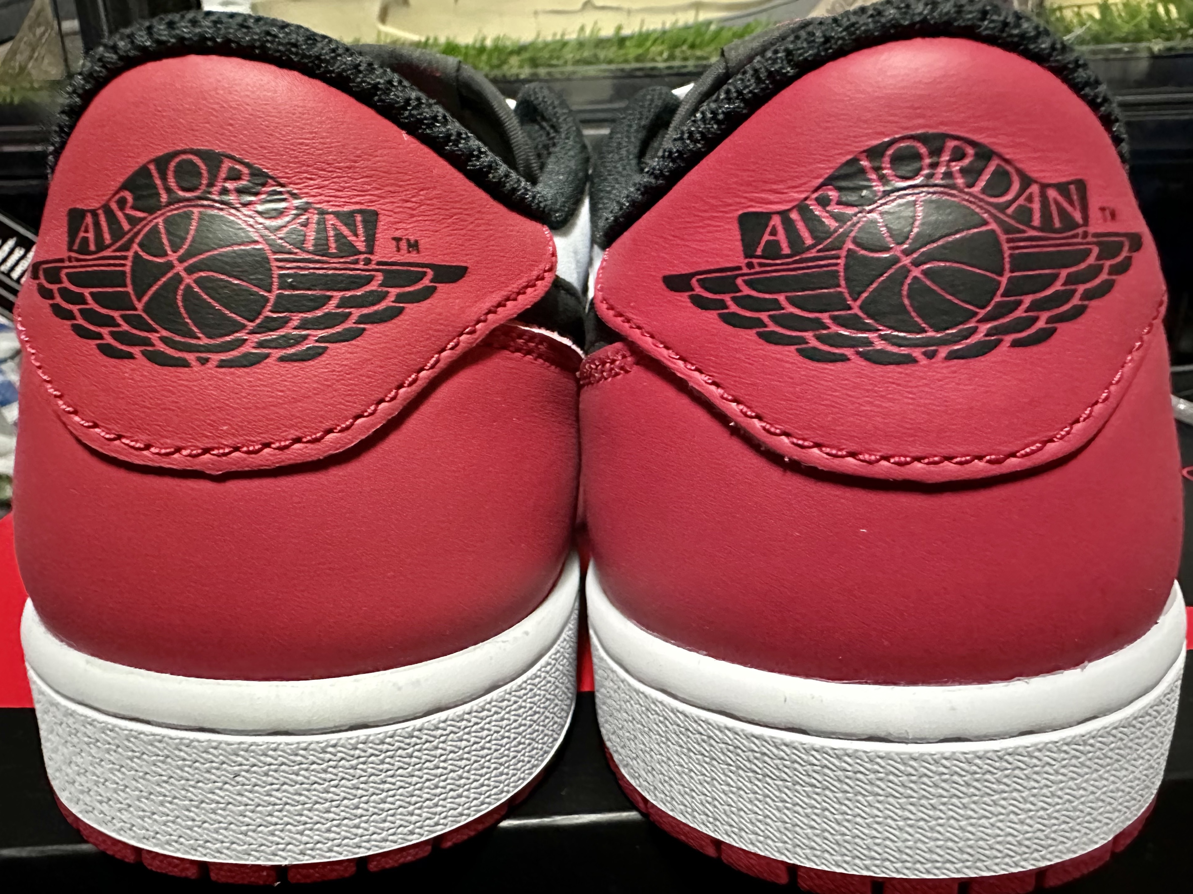 Jordan 1 Retro Low OG Black Toe 착용 스타일 - 4