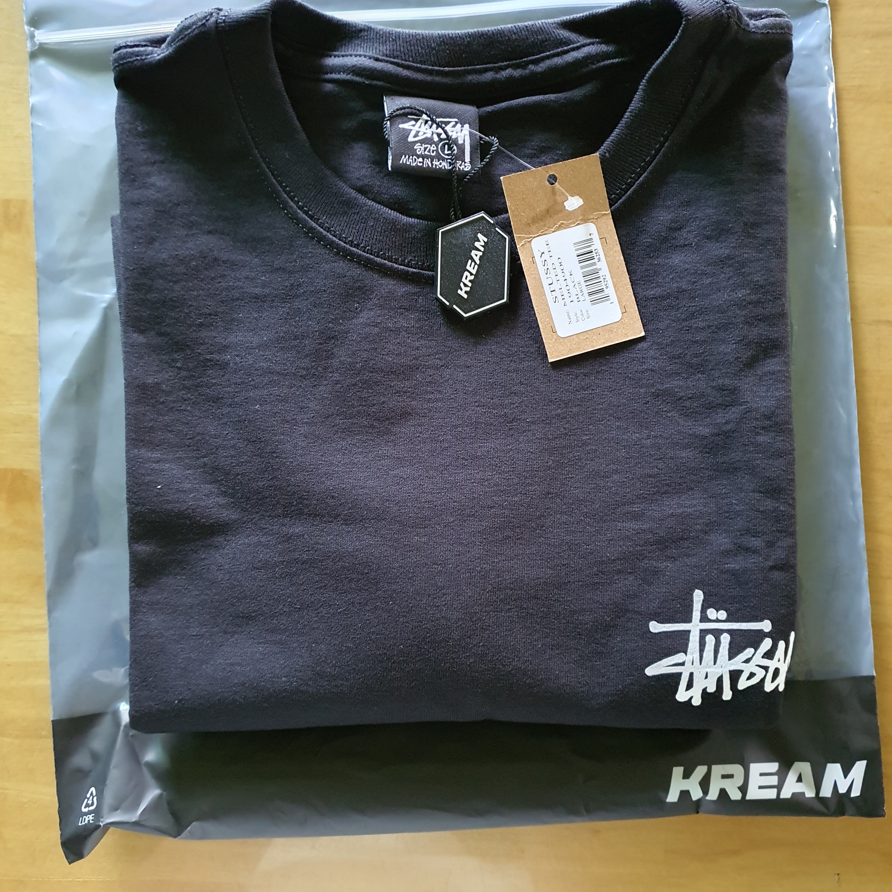 Stussy Melted T-Shirt Black 착용 스타일