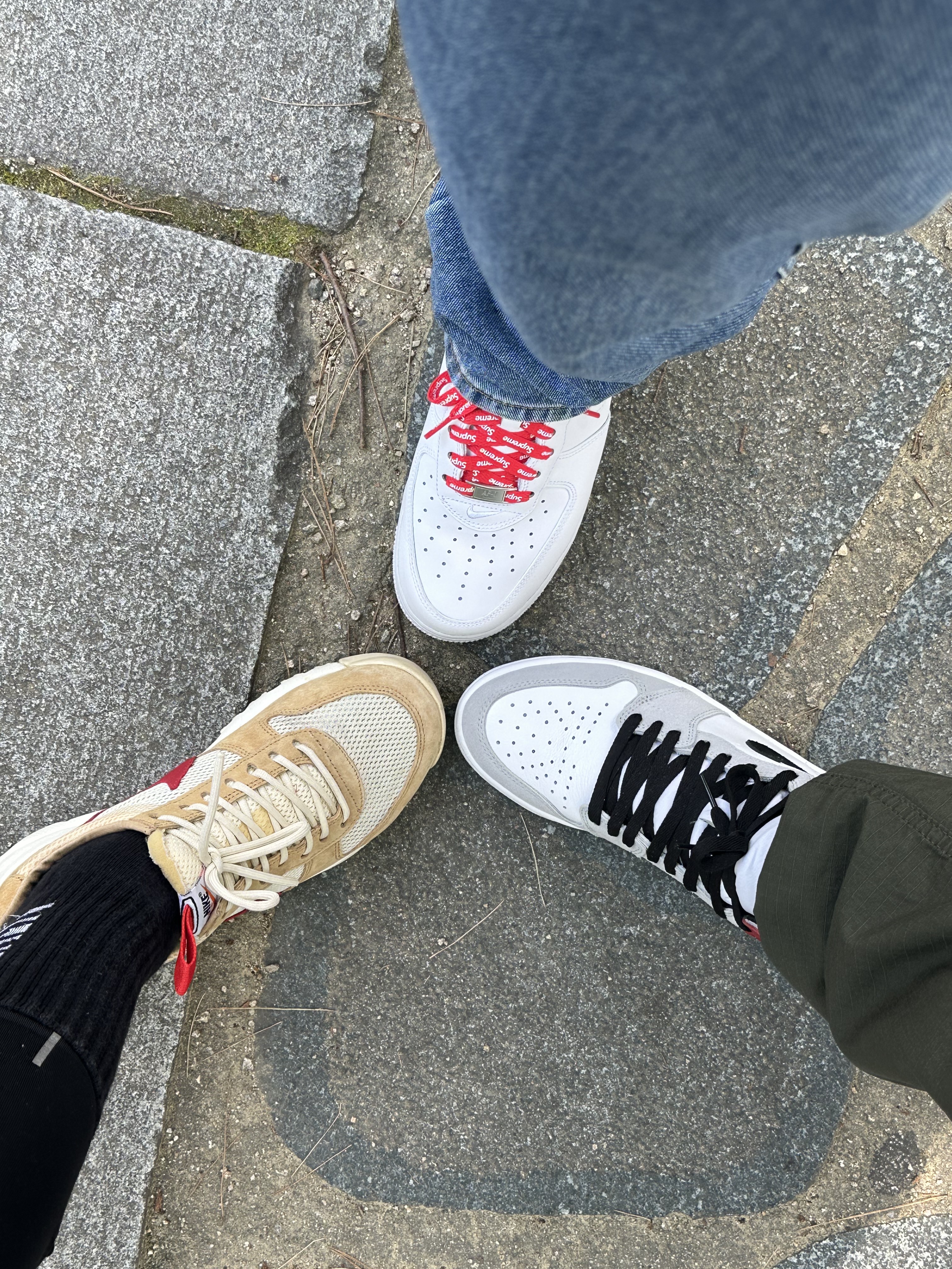 Nike x Tom Sachs Mars Yard Shoe 2.0 Space Camp, Nike x Supreme Air Force 1 Low White 착용 스타일