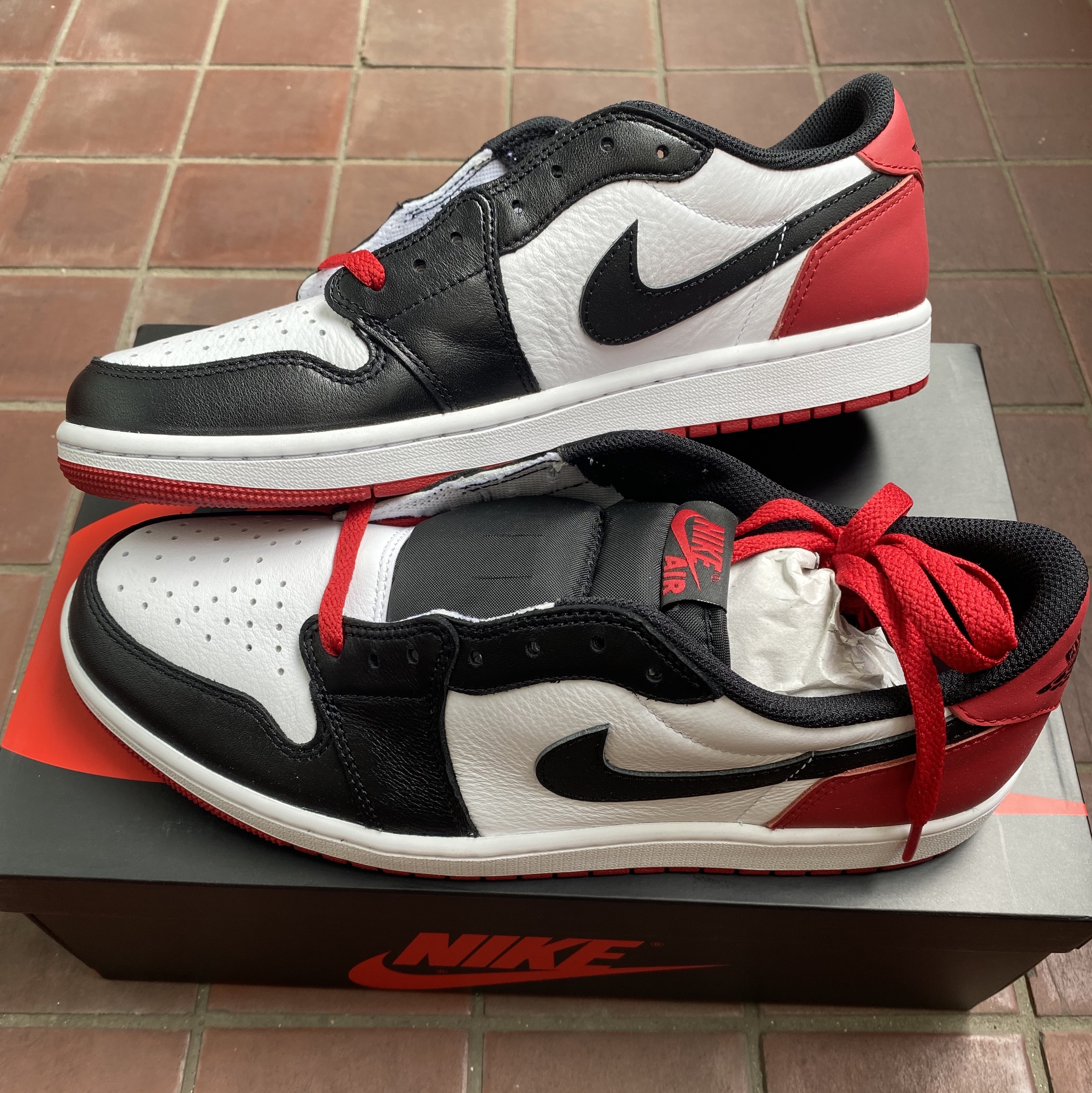 Jordan 1 Retro Low OG Black Toe 착용 스타일
