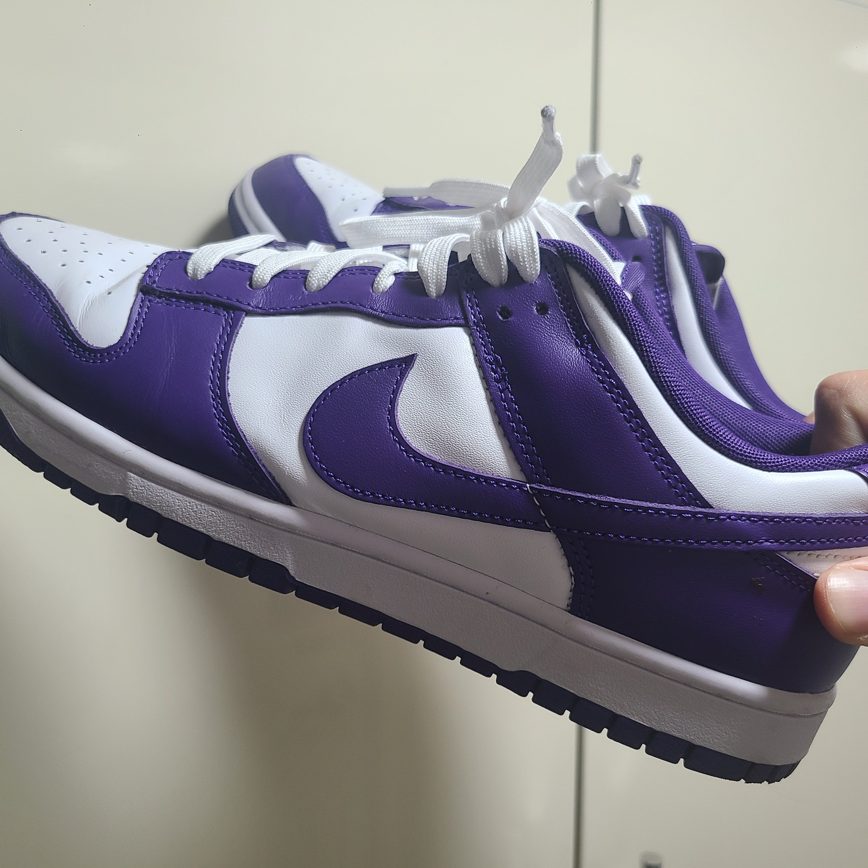 Nike Dunk Low Retro Championship Court Purple 착용 스타일