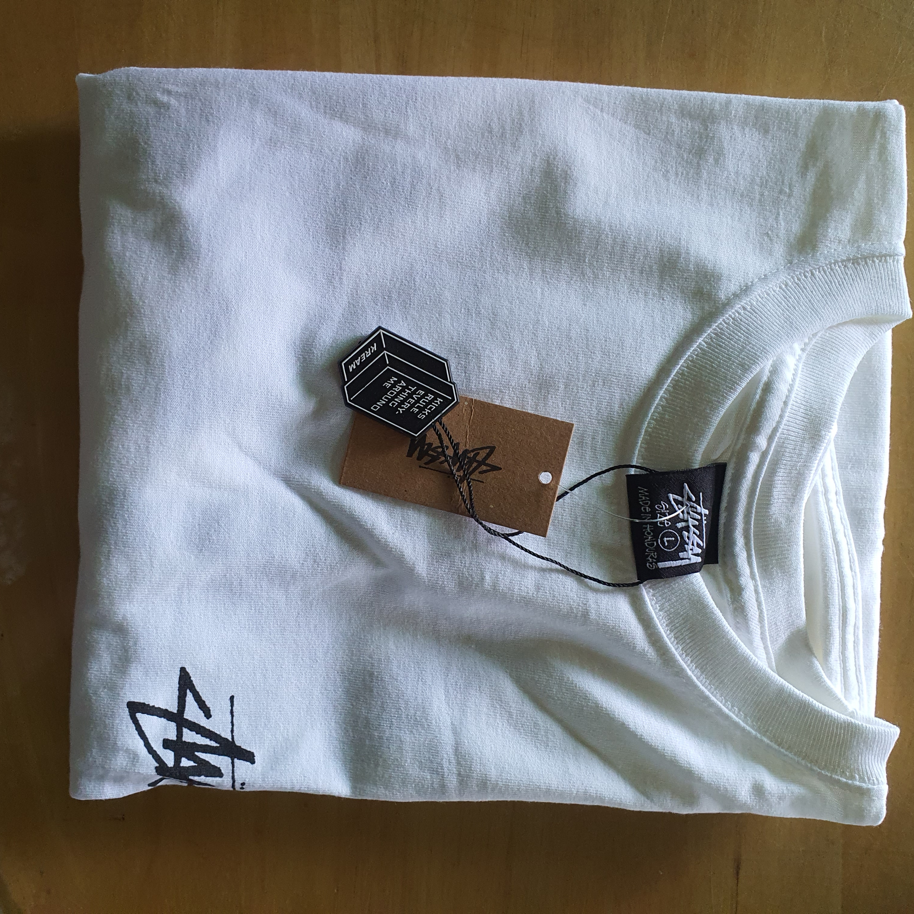 Stussy Diced Out T-Shirt White 착용 스타일