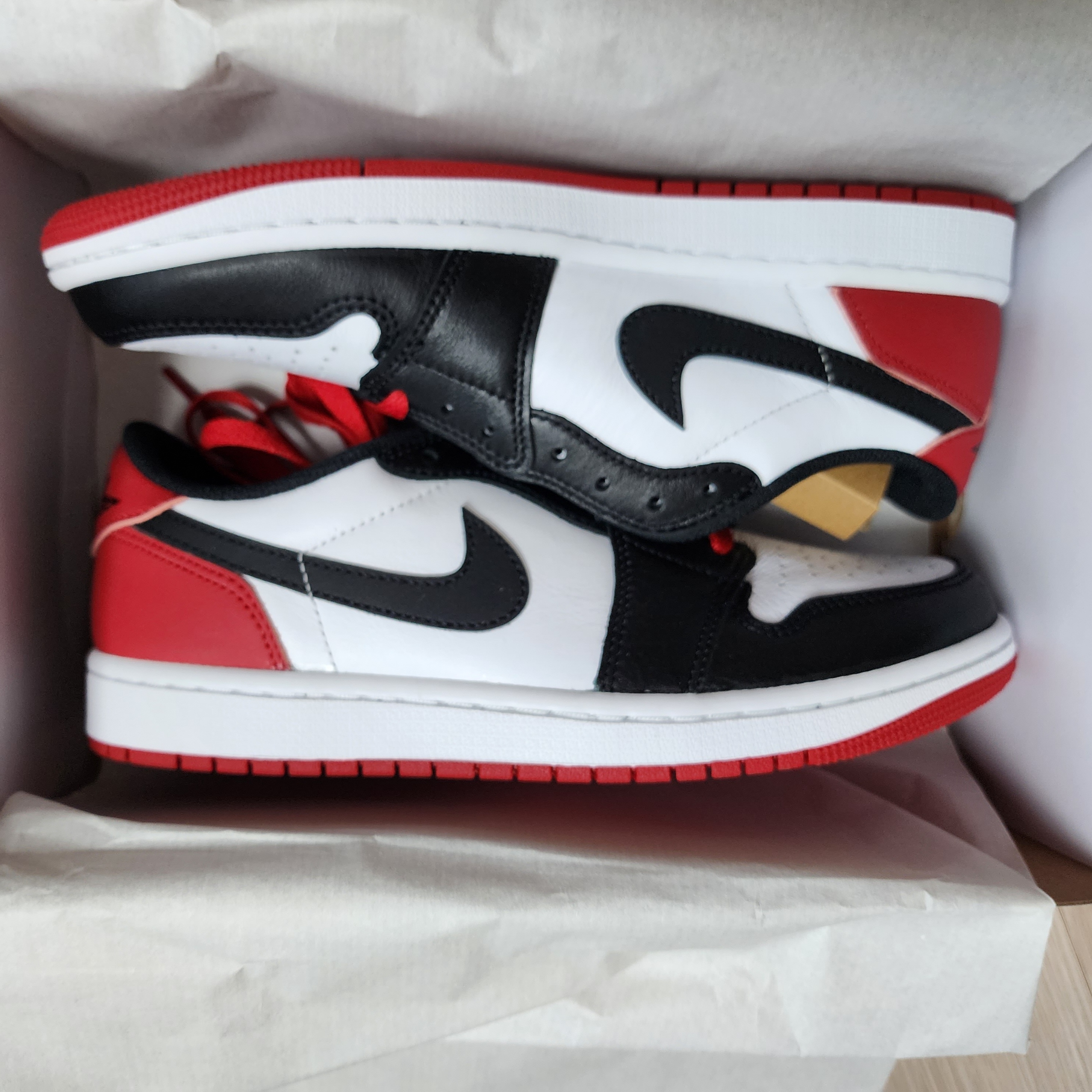 Jordan 1 Retro Low OG Black Toe 착용 스타일