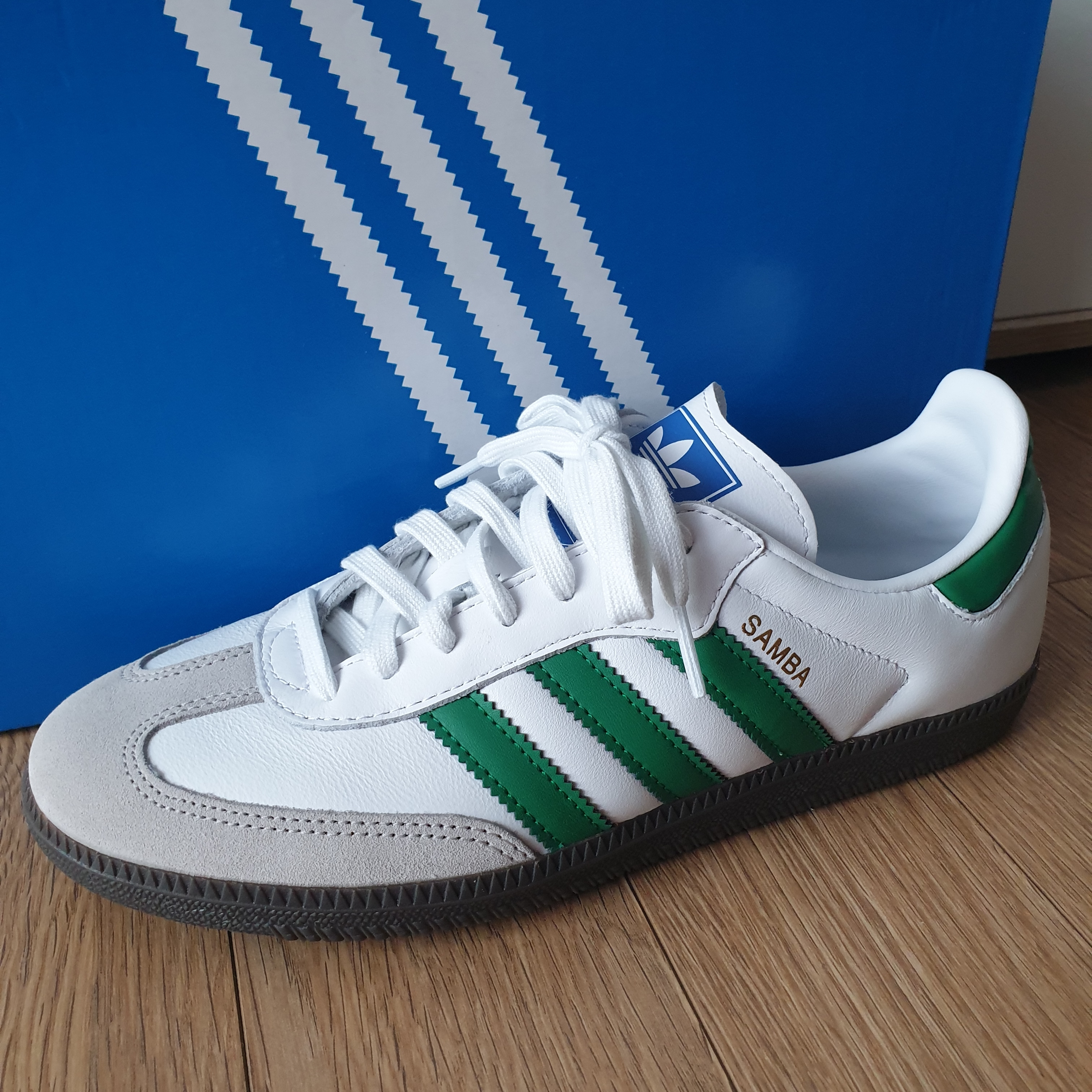Adidas Samba OG White Green 착용 스타일