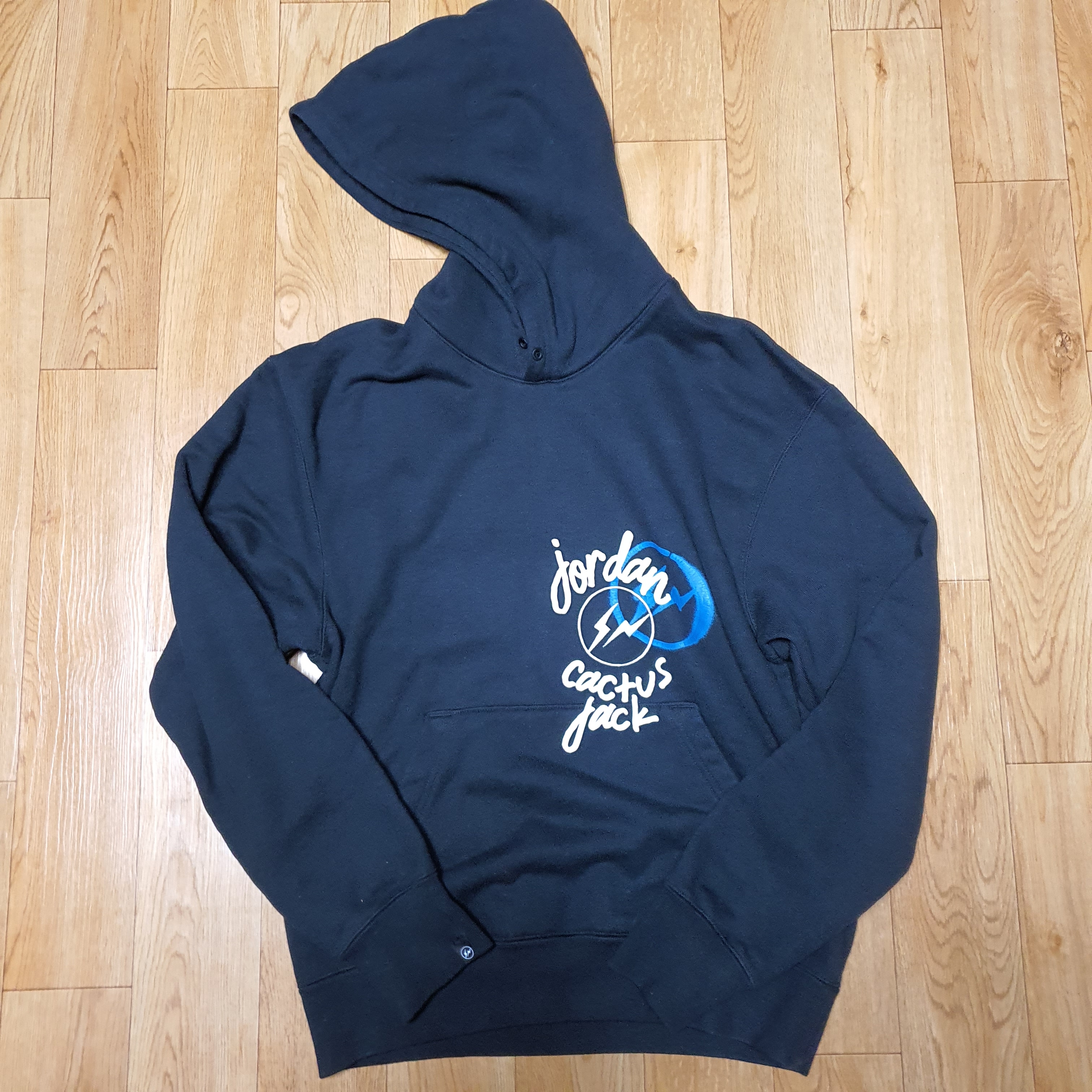 Jordan x Travis Scott x Fragment Hoodie Black (DJ0615-010) 착용 스타일