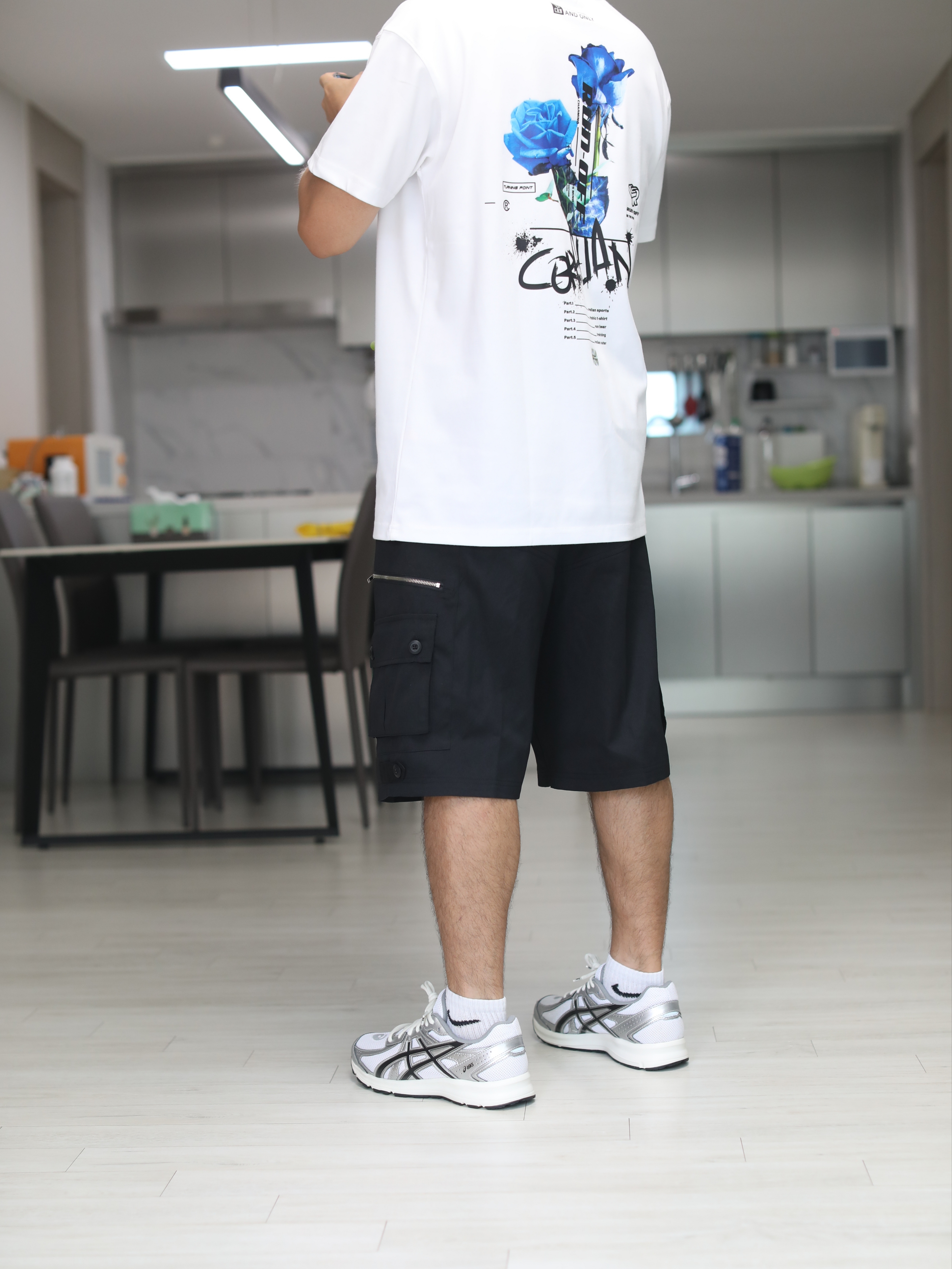 Asics Jog 100 S White Black - 2E Wide 착용 스타일 - 2
