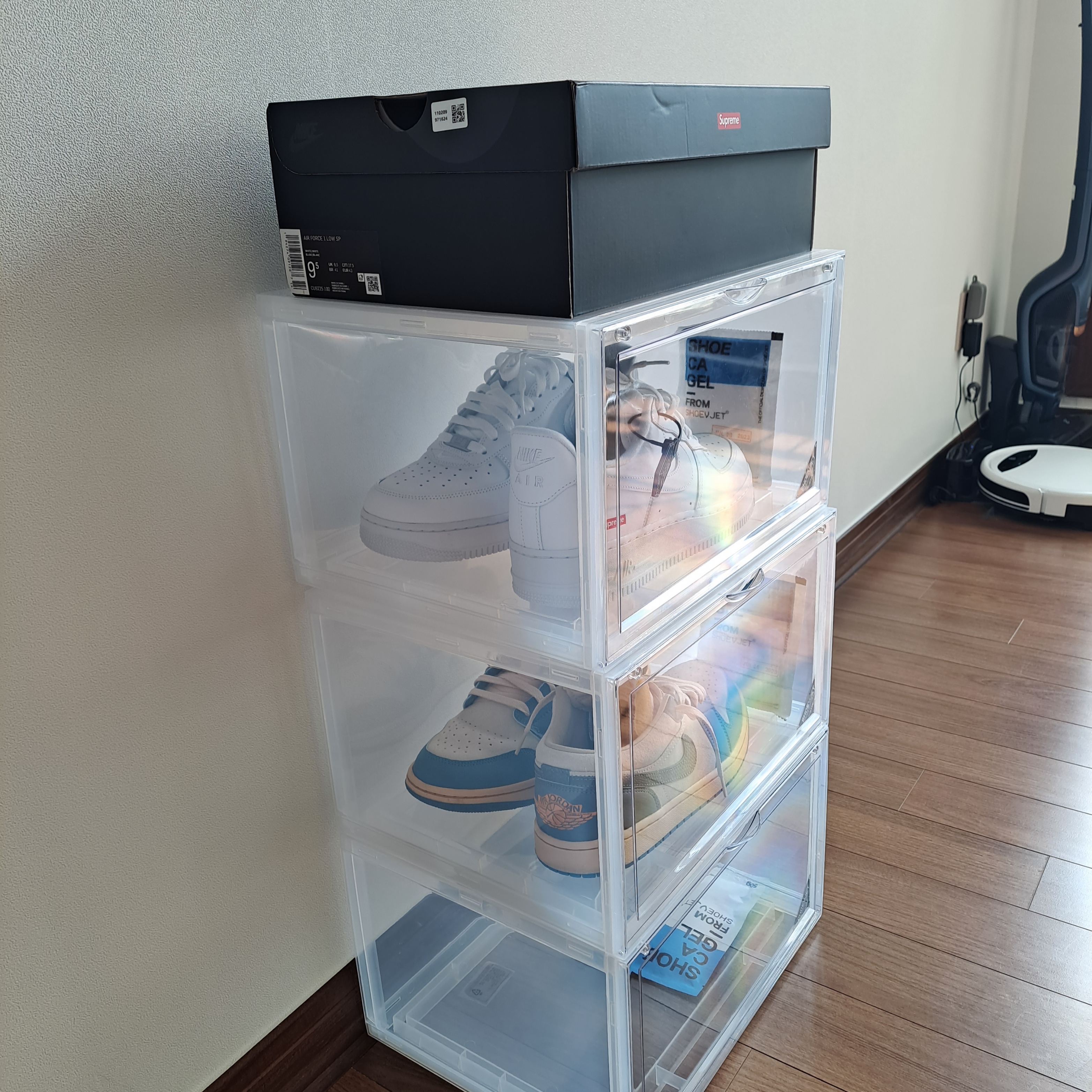 Nike x Supreme Air Force 1 Low White 착용 스타일 - 2