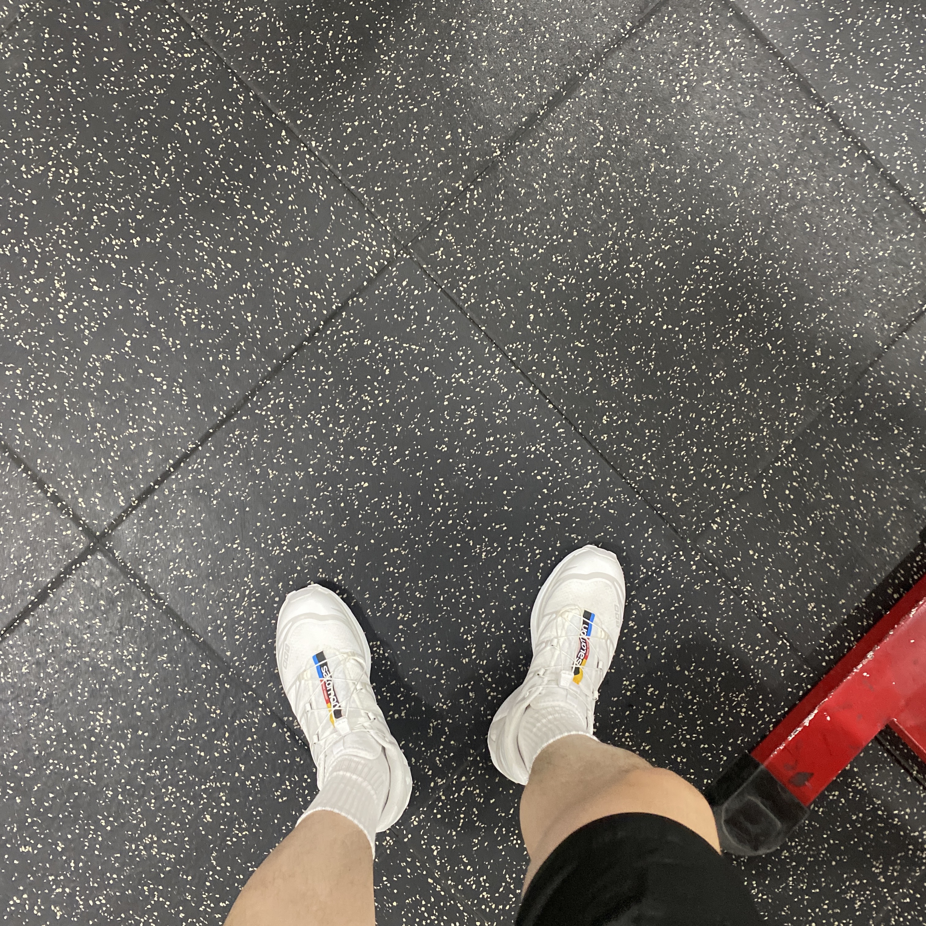 Salomon XT-6 ADV White 착용 스타일