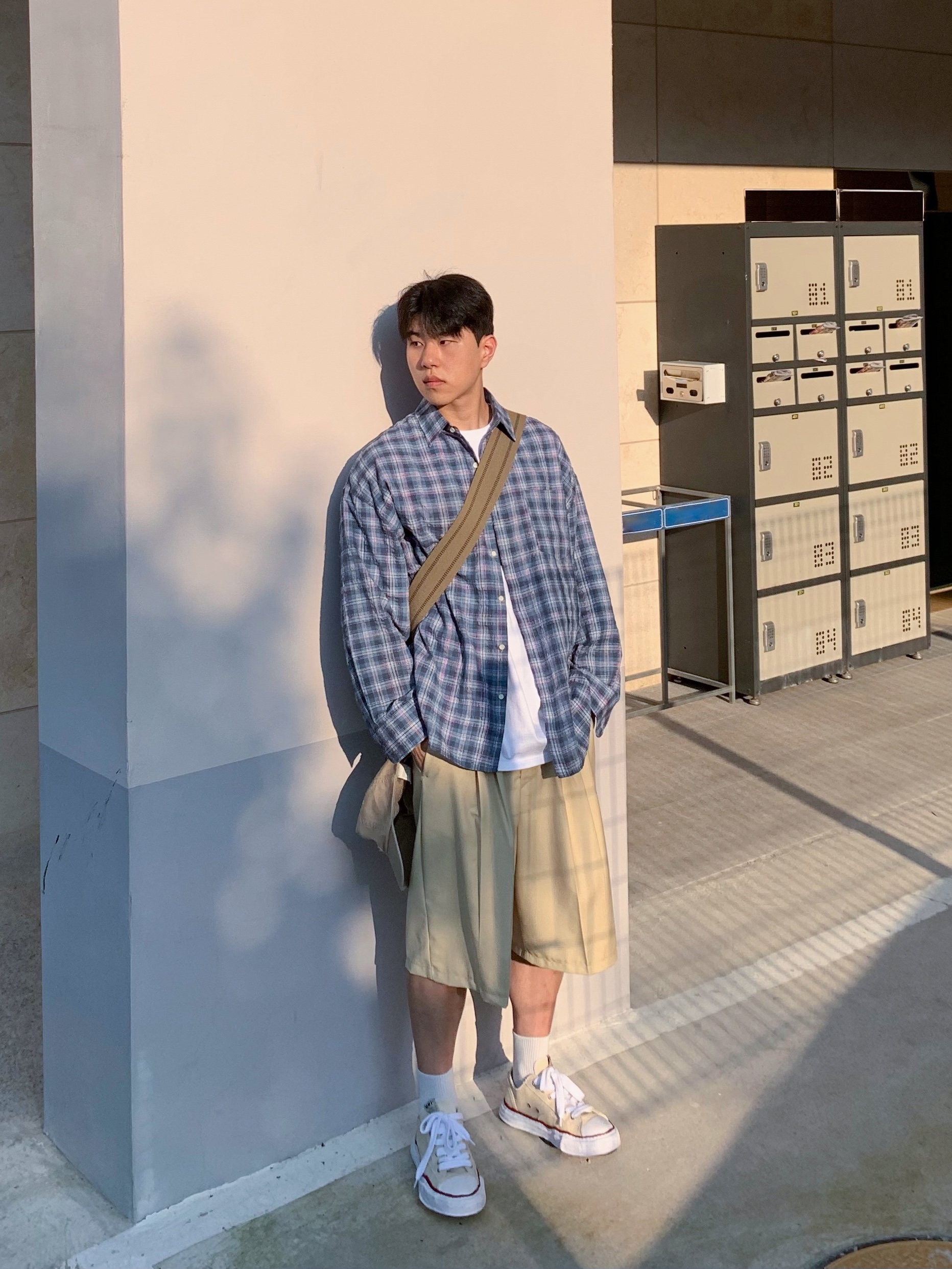 Maison Mihara Yasuhiro Peterson OG Sole Canvas Low-top Sneakers Natural 착용 스타일 - 1