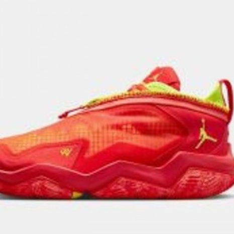Jordan Why Not ZER0.6 PF Bright Crimson Black 착용 스타일