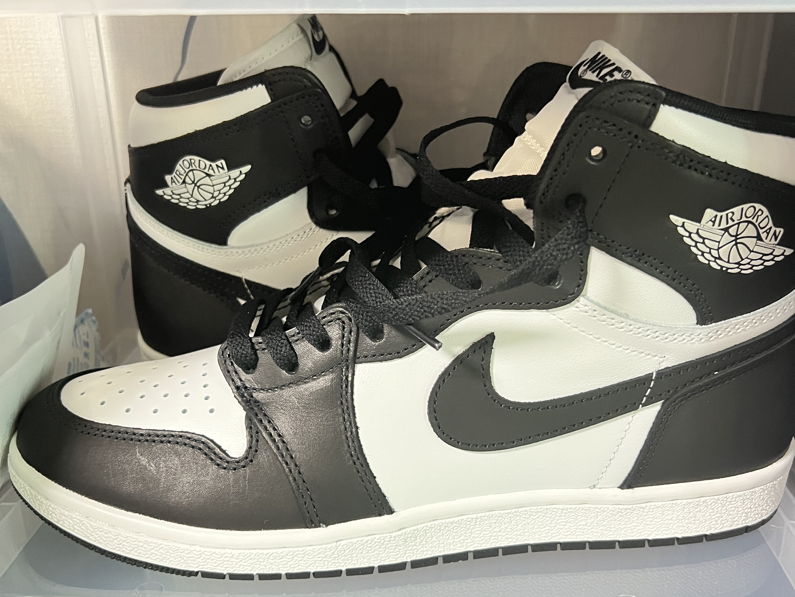 Jordan 1 High 85 Black White 착용 스타일