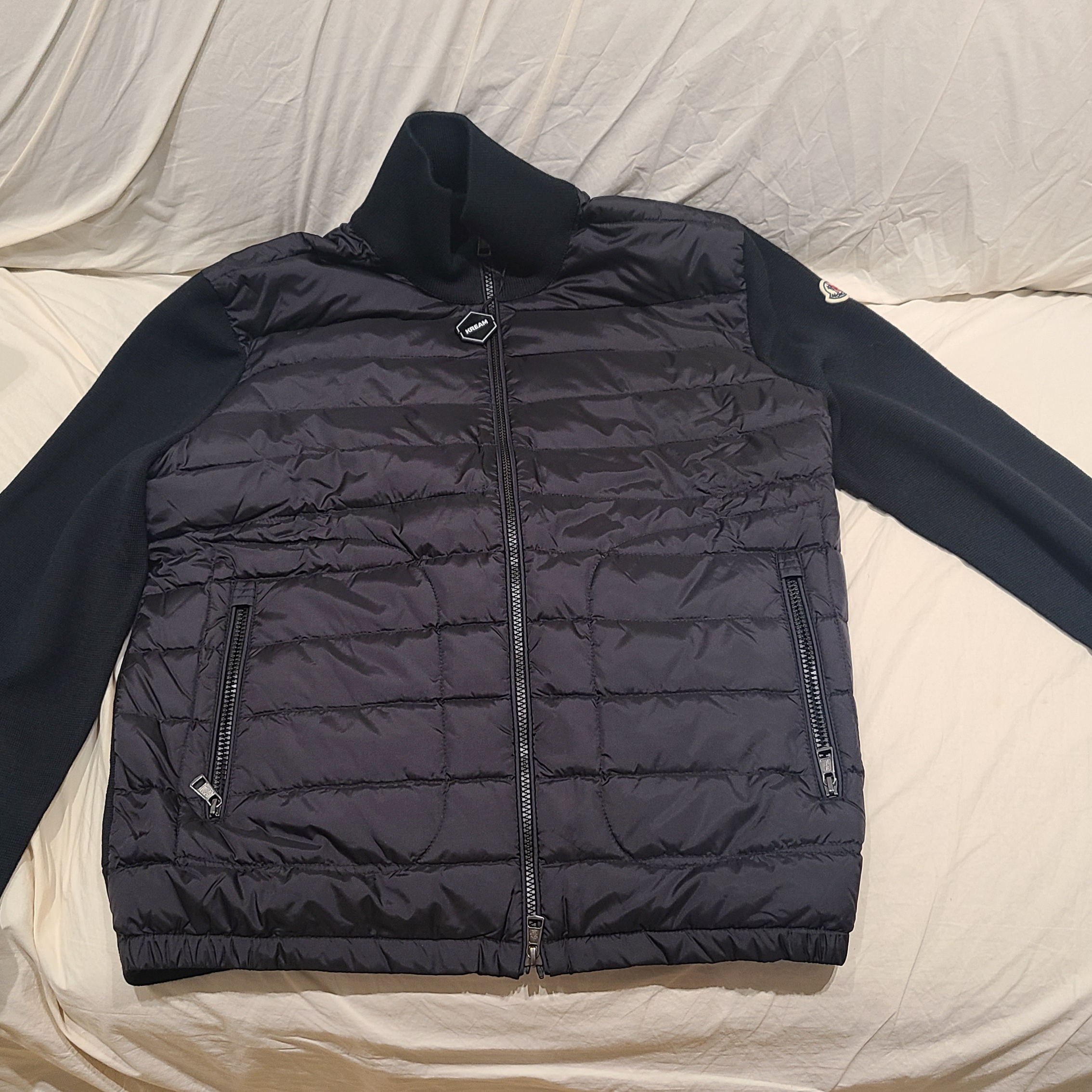 Moncler Padded Wool Cardigan Black - 22FW 착용 스타일