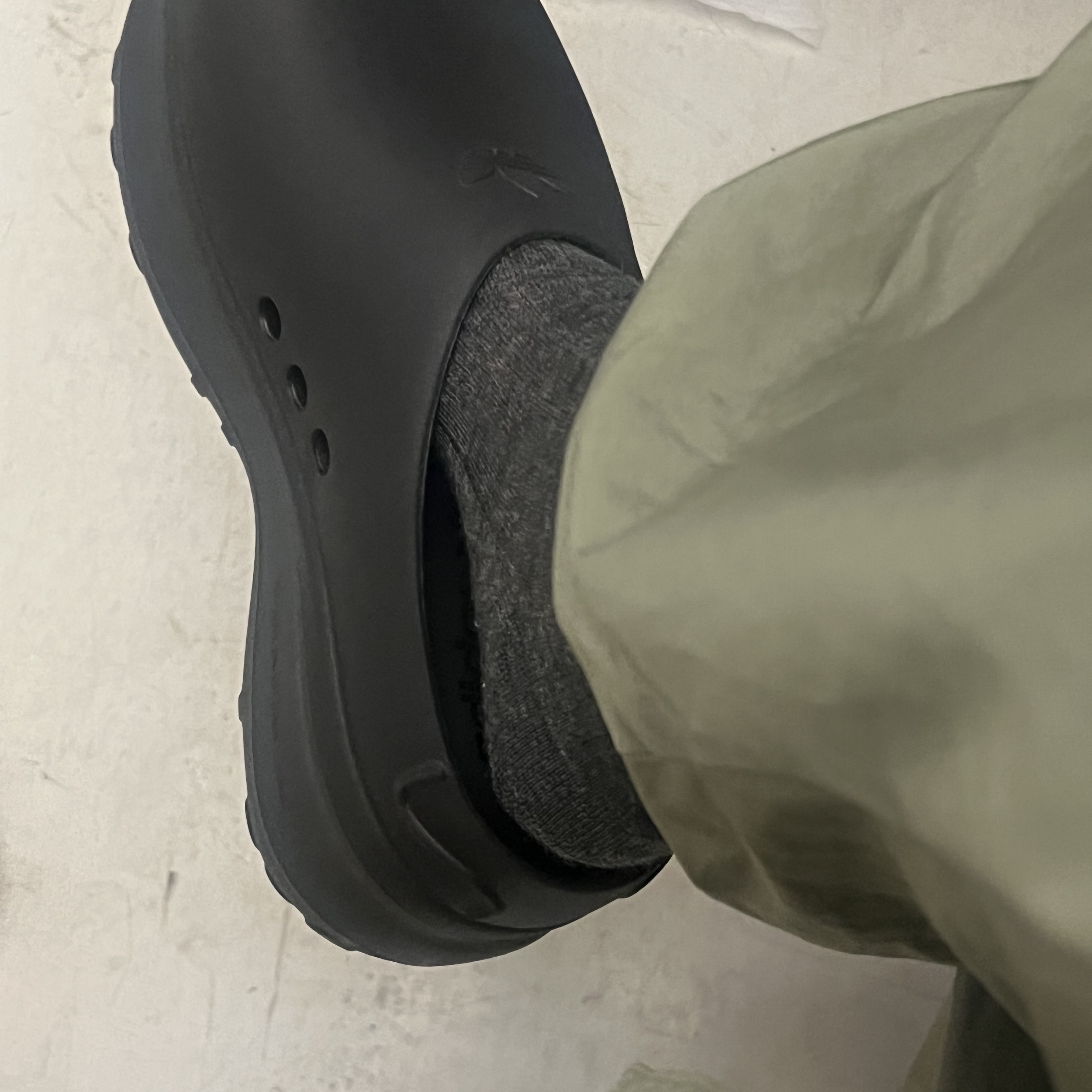 (W) Adidas Adifom Stan Smith Mule Core Black 착용 스타일