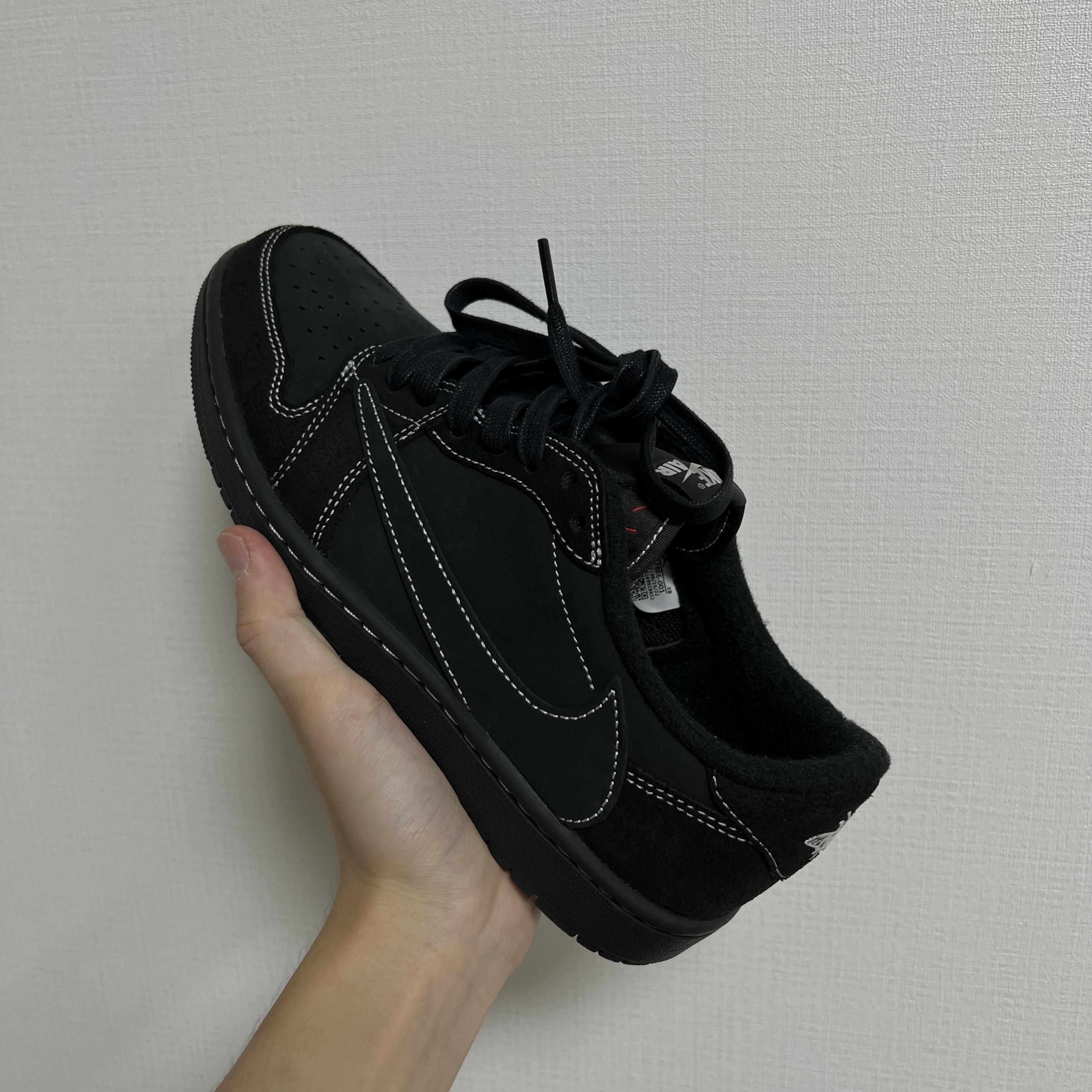 Jordan 1 x Travis Scott Retro Low OG SP Black Phantom 착용 스타일